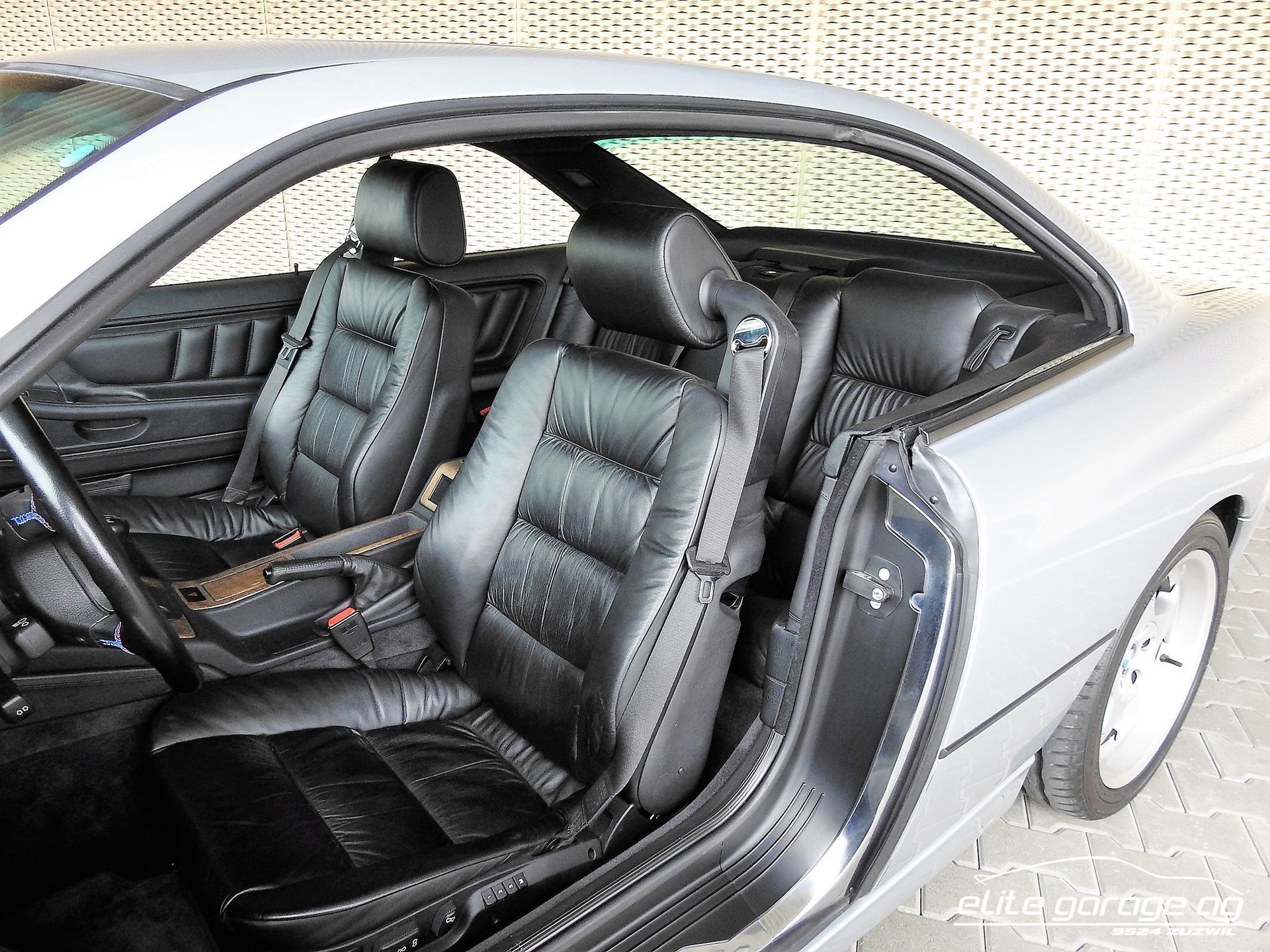 BMW 850CSi-image-9