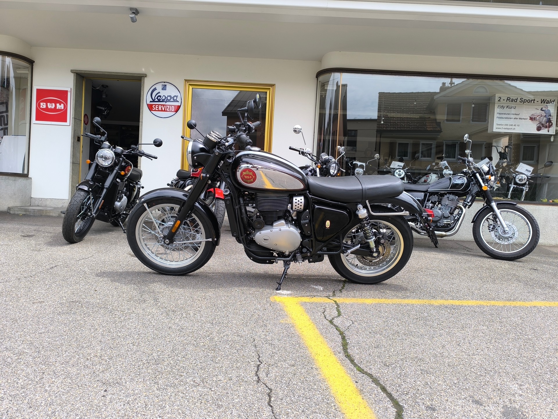 BSA BSA Gold Star 650 schwarz chrom-image-4