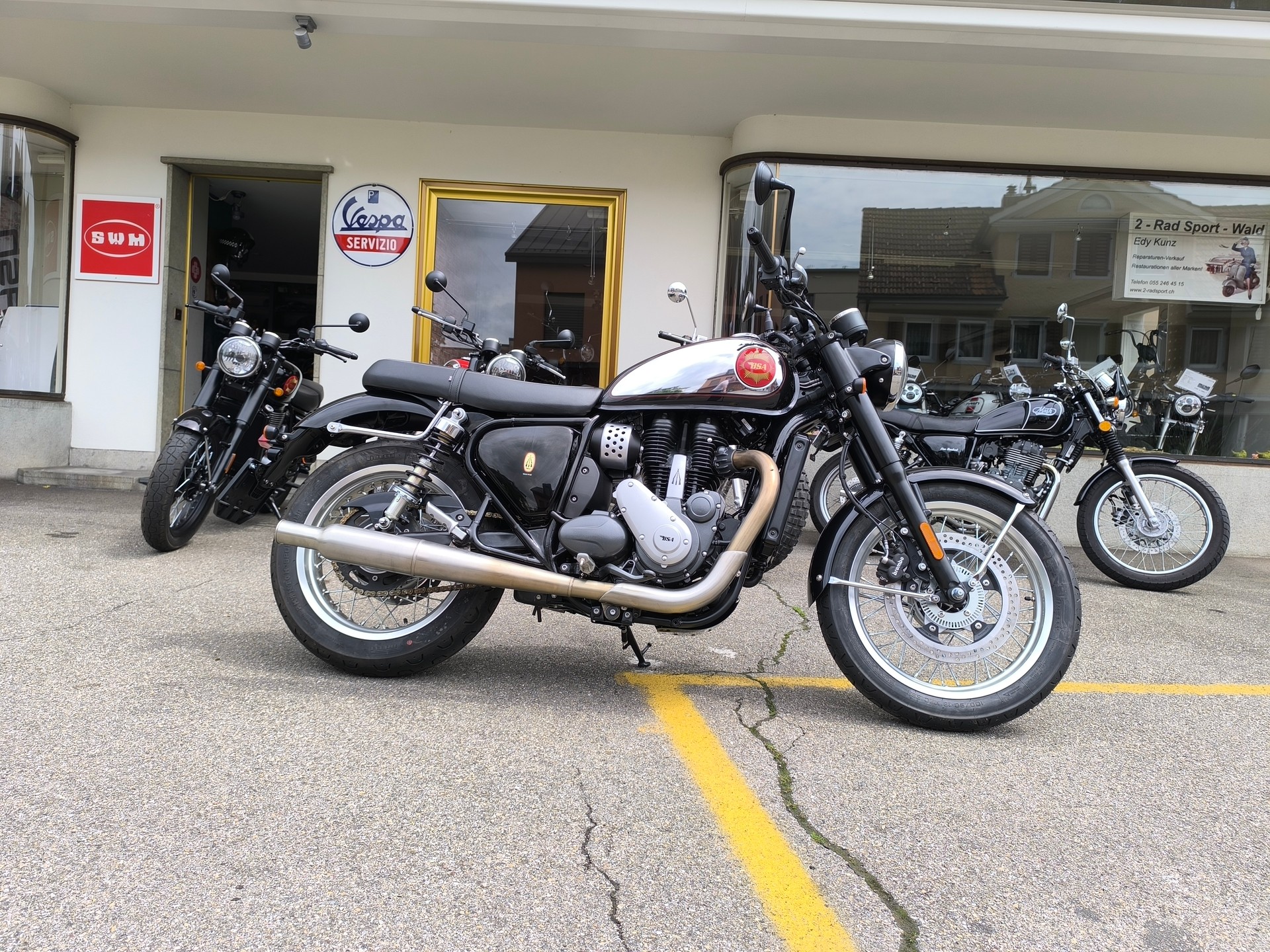 BSA BSA Gold Star 650 schwarz chrom-image-9