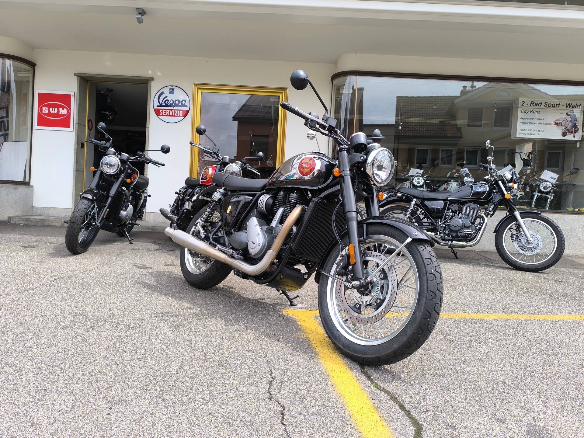 BSA BSA Gold Star 650 schwarz chrom-image-1