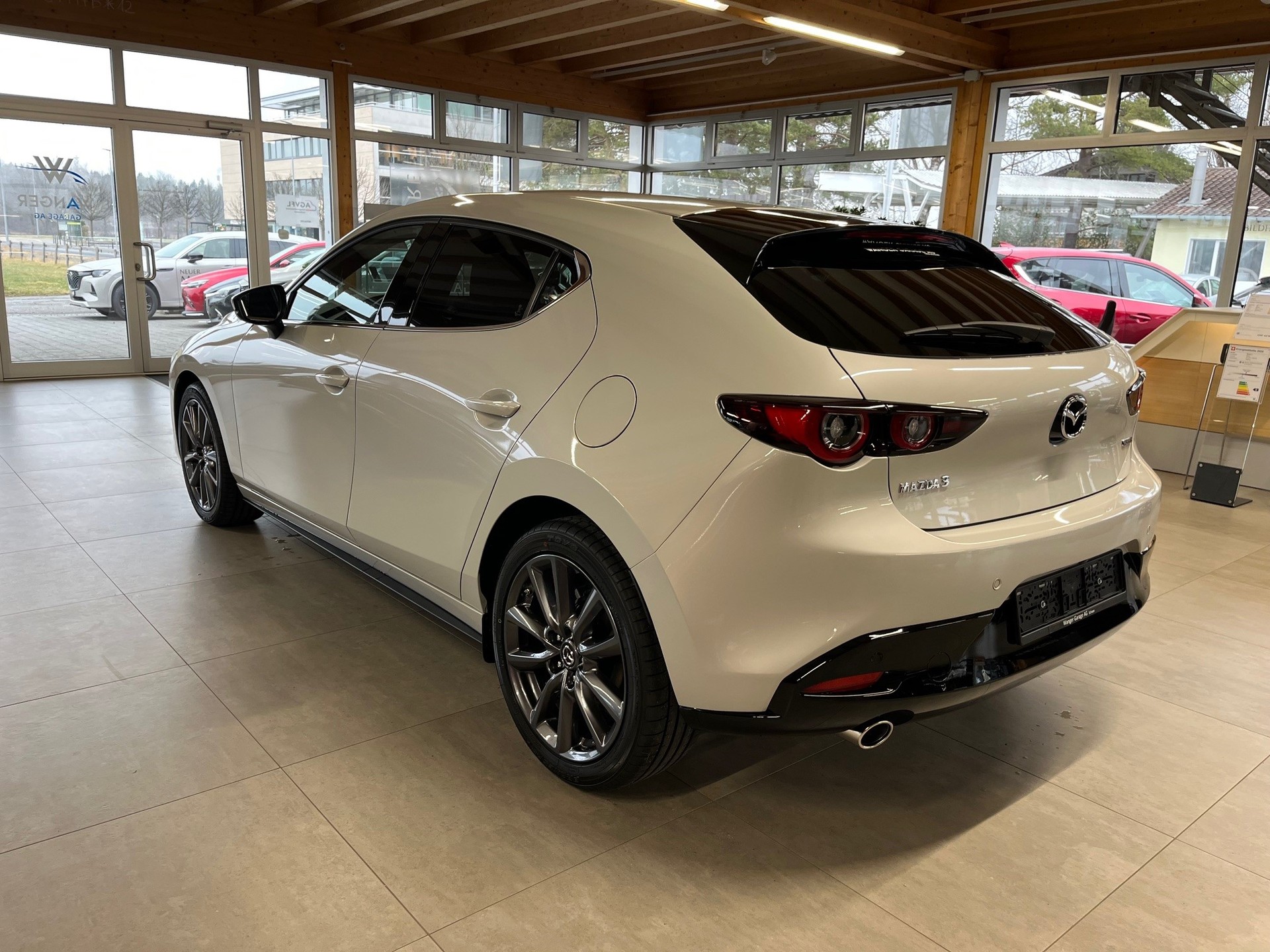 MAZDA 3 Hatchback SKYACTIV-G M Hybrid 140 Exclusive Line Automat-image-6