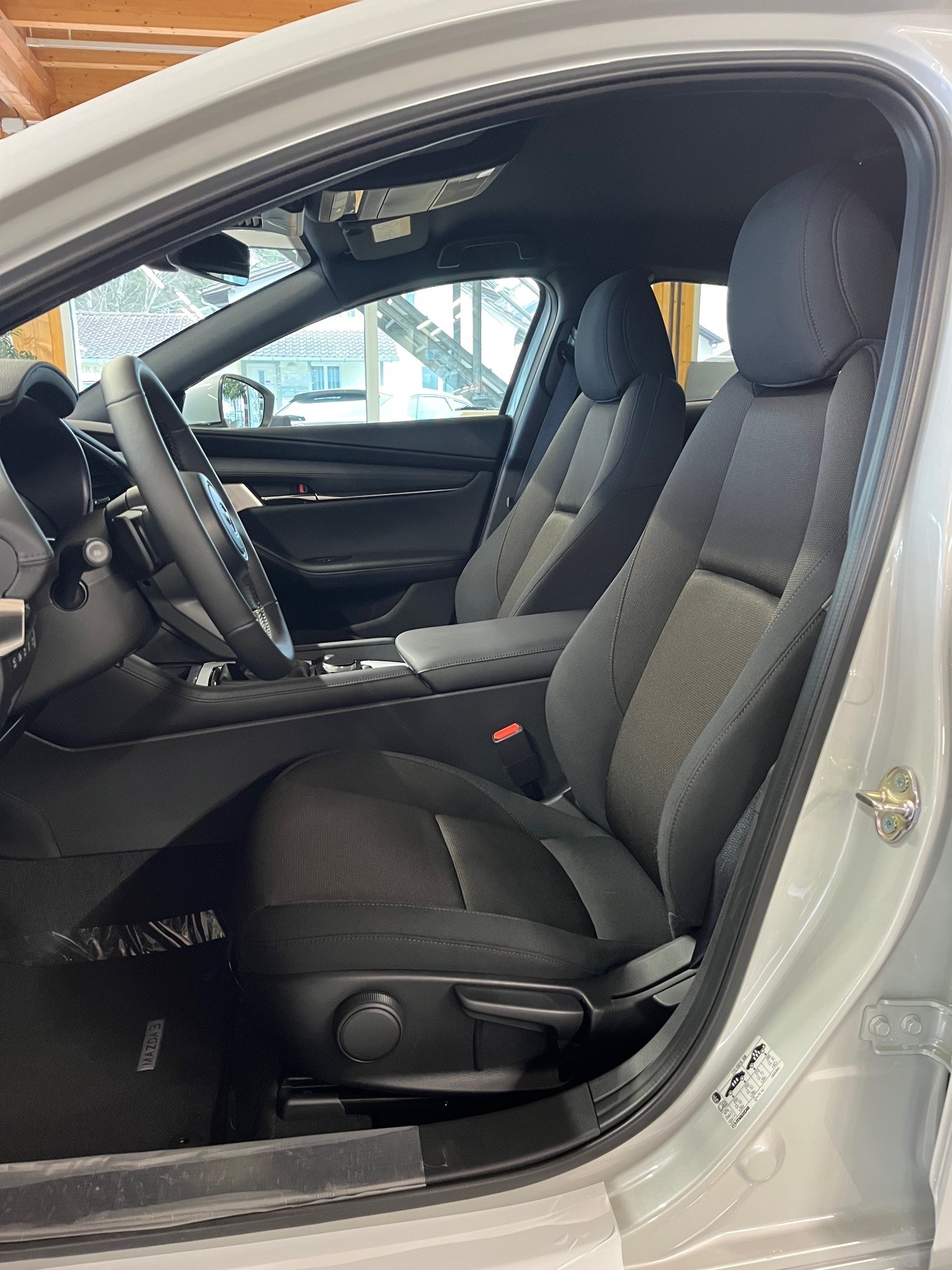 MAZDA 3 Hatchback SKYACTIV-G M Hybrid 140 Exclusive Line Automat-image-8
