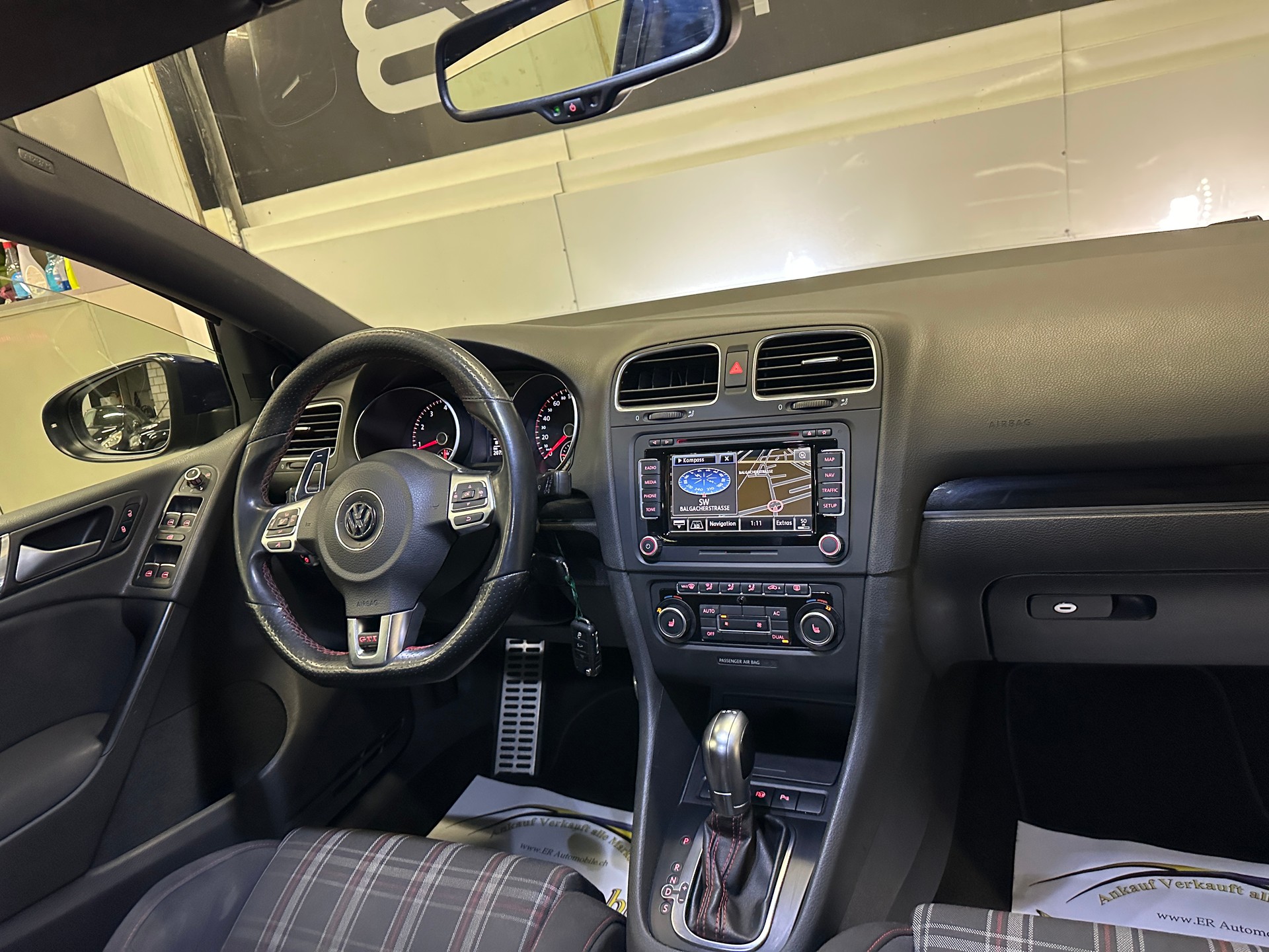 VW Golf 2.0 TSI GTI DSG-image-9