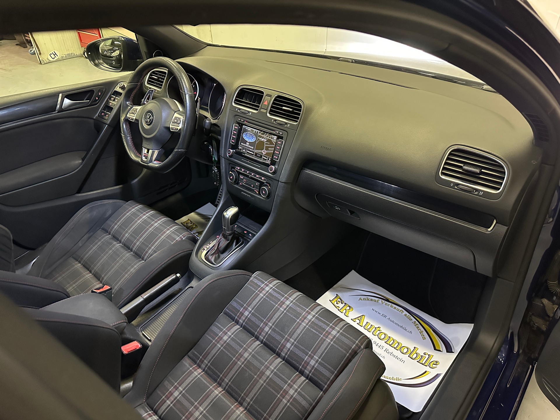 VW Golf 2.0 TSI GTI DSG-image-11
