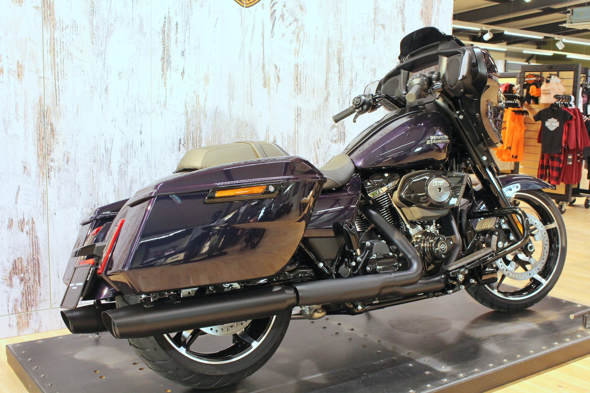 HARLEY-DAVIDSON FLHX Street Glide 117-image-3