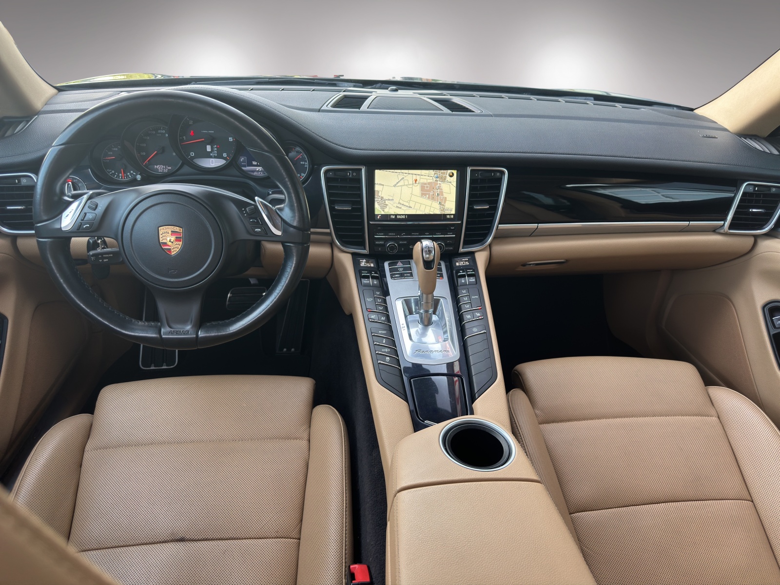 PORSCHE Panamera 3.0 Diesel Tiptronic-image-8