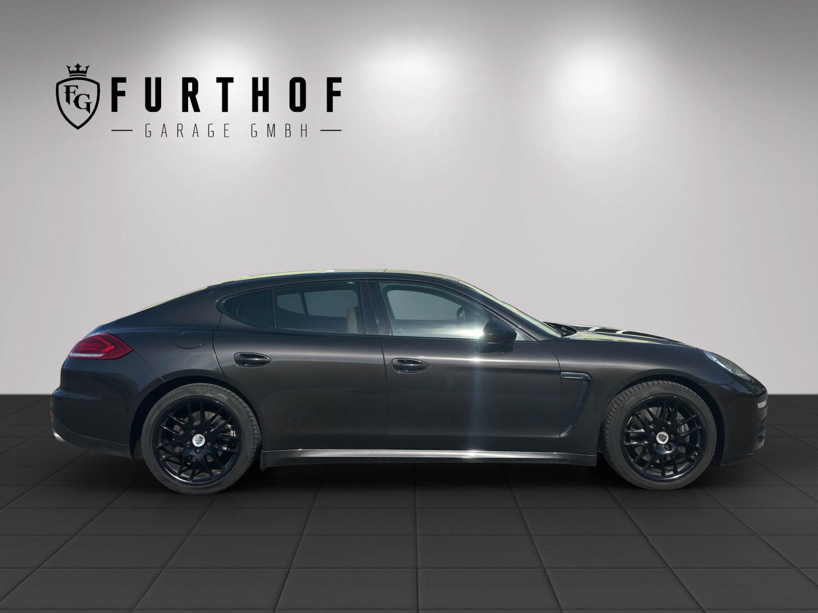 PORSCHE Panamera 3.0 Diesel Tiptronic-showroom-element-3