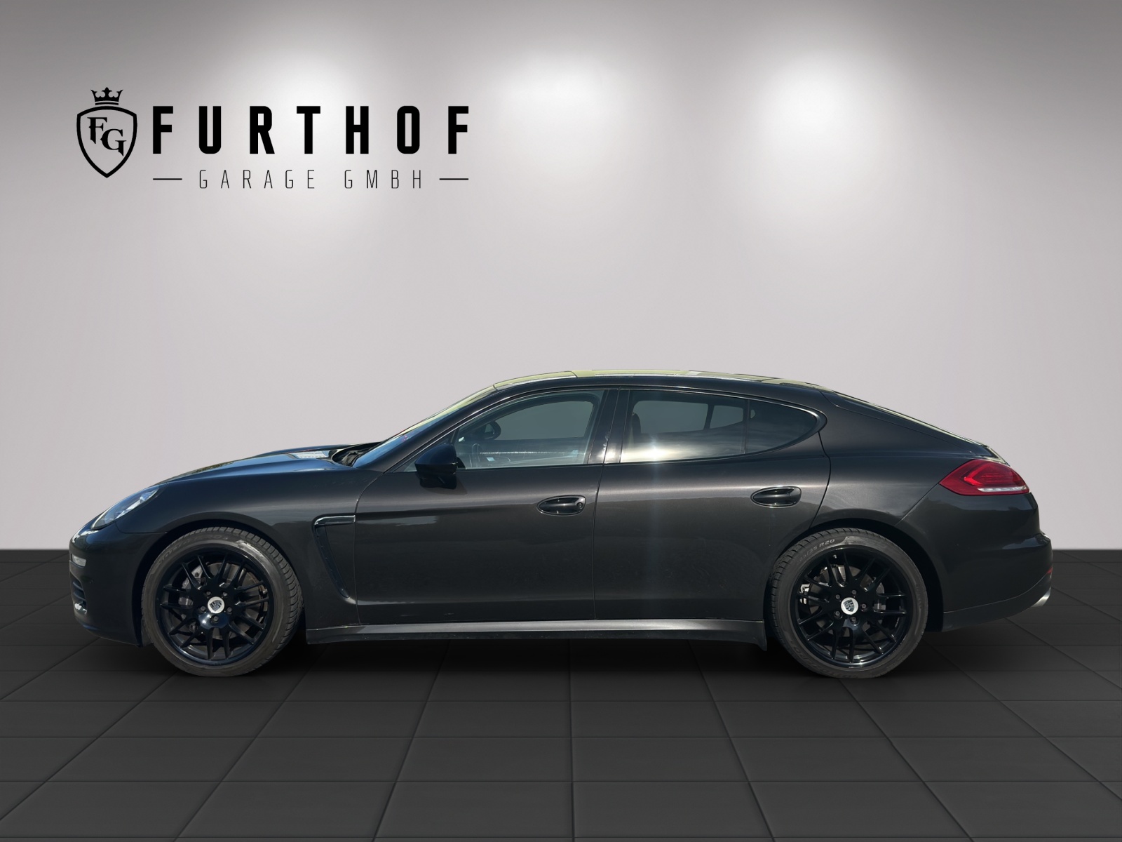 PORSCHE Panamera 3.0 Diesel Tiptronic-showroom-element-2