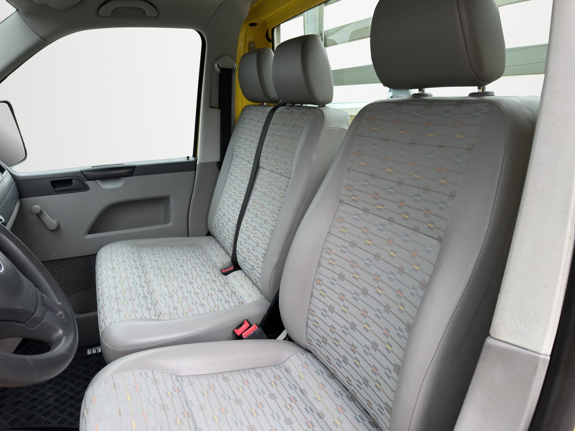 VW T5 2.0 TDI Champion 4Motion-image-8