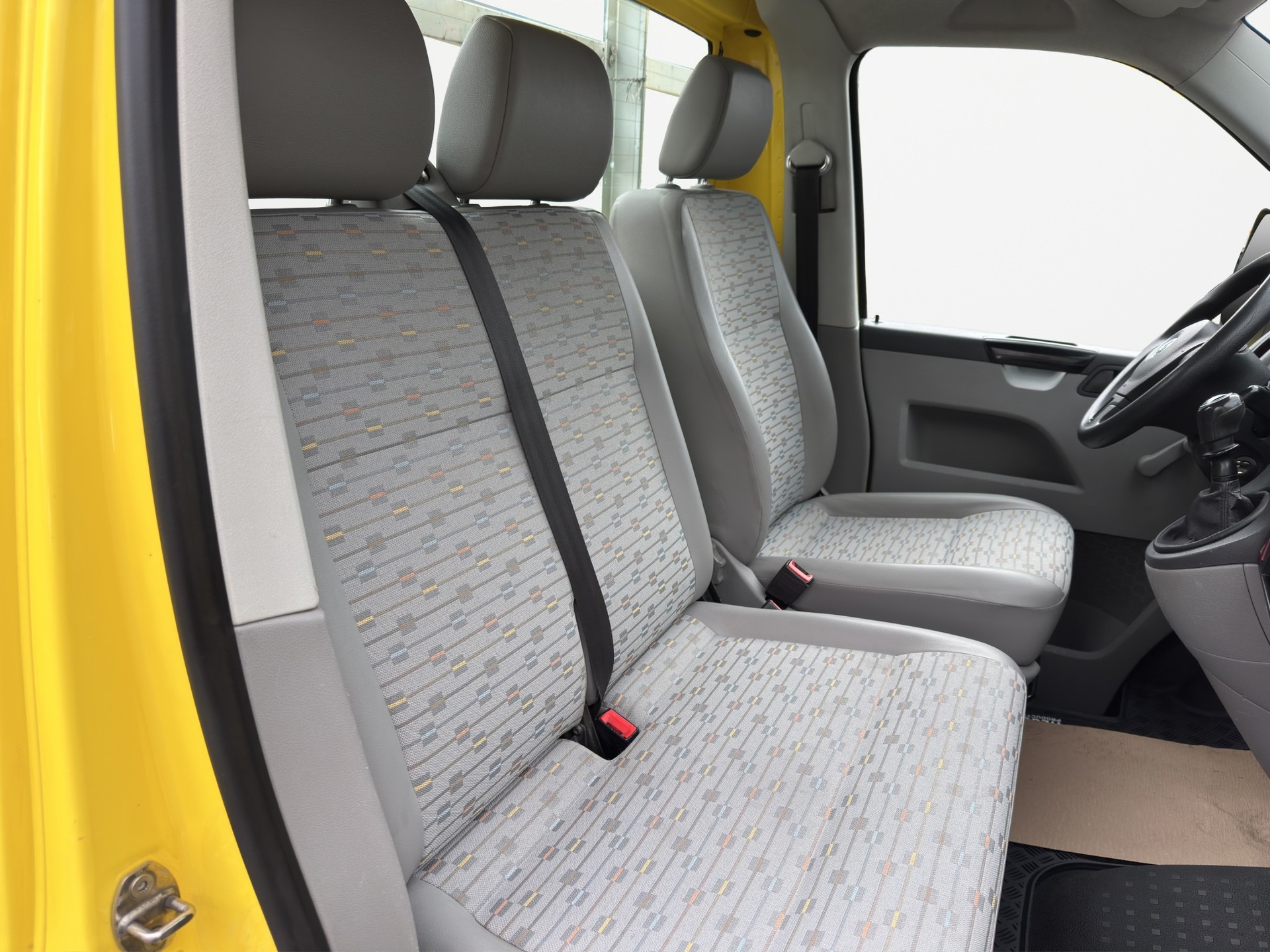 VW T5 2.0 TDI Champion 4Motion-image-12