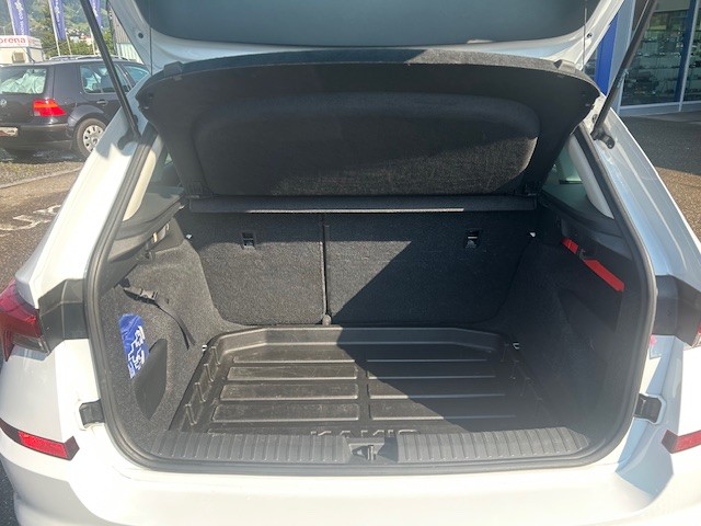 SKODA Kamiq 1.0 TSI Style DSG-image-9