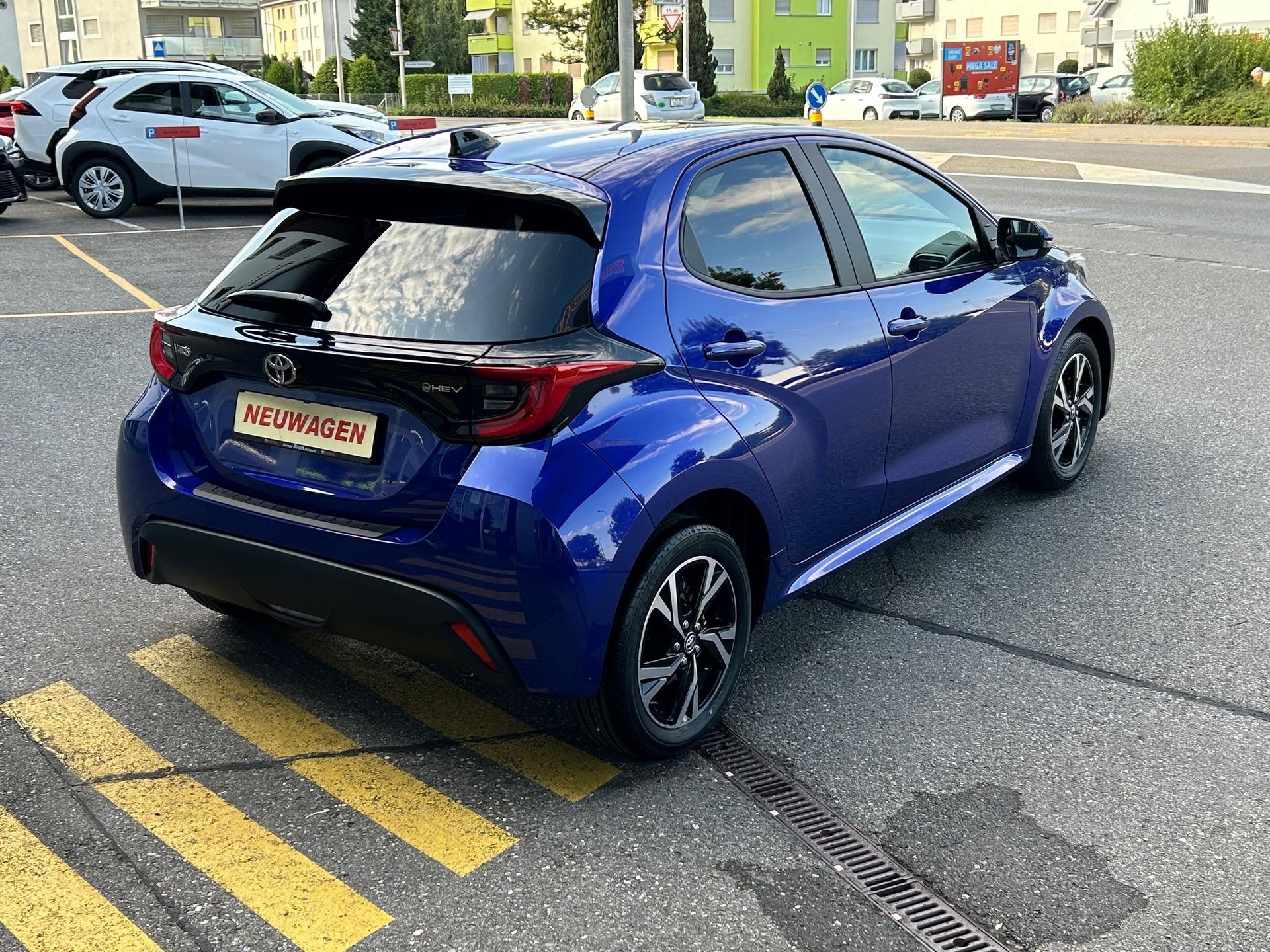 TOYOTA Yaris 1.5 VVT-i HSD Trend-image-4