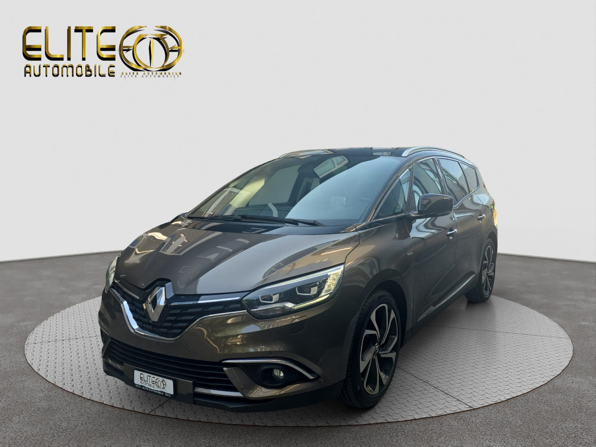 RENAULT Grand Scénic 1.6 dCi Bose EDC-showroom-element-3