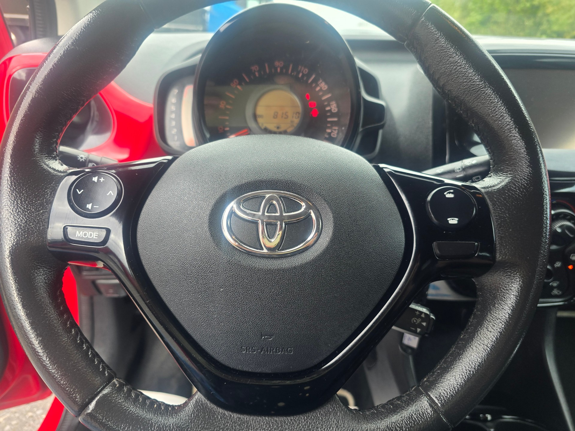 TOYOTA Aygo 1.2 VVT-i x-wave-image-22