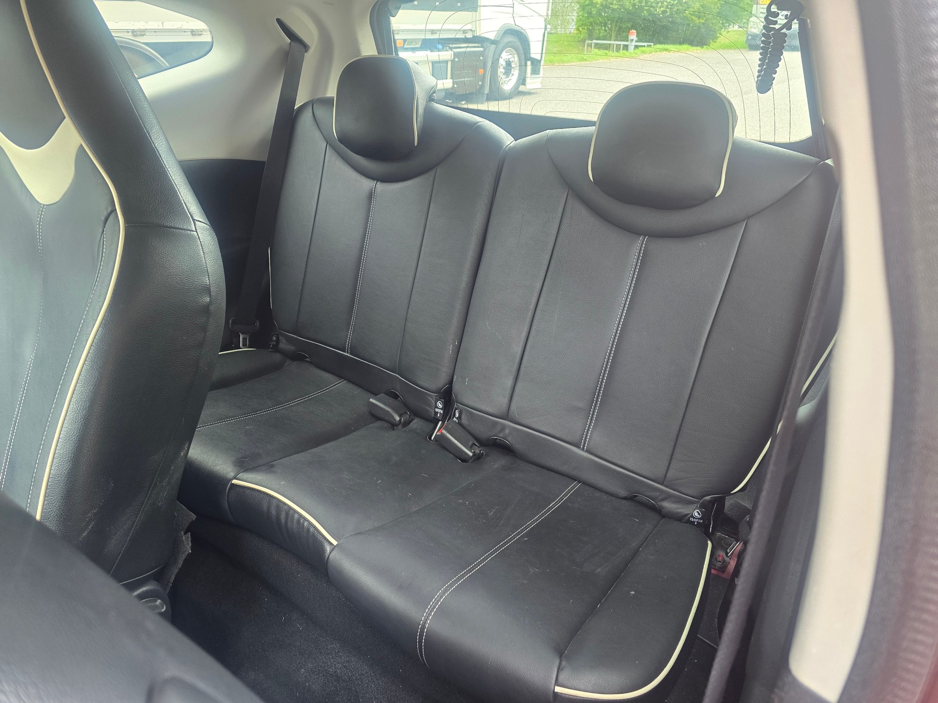 TOYOTA Aygo 1.2 VVT-i x-wave-image-15