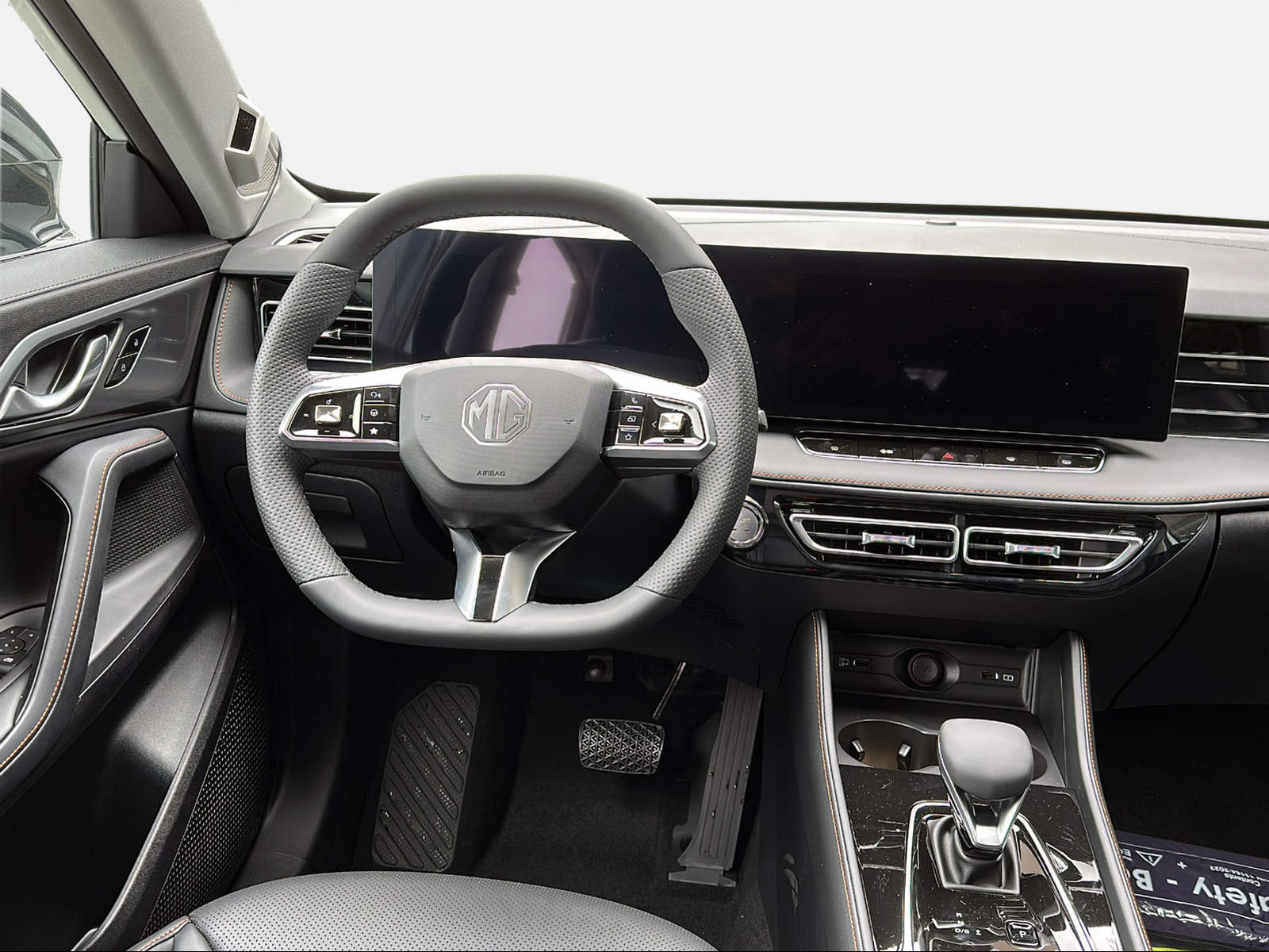 MG HS 1.5 Vti-Tech Luxury-image-11