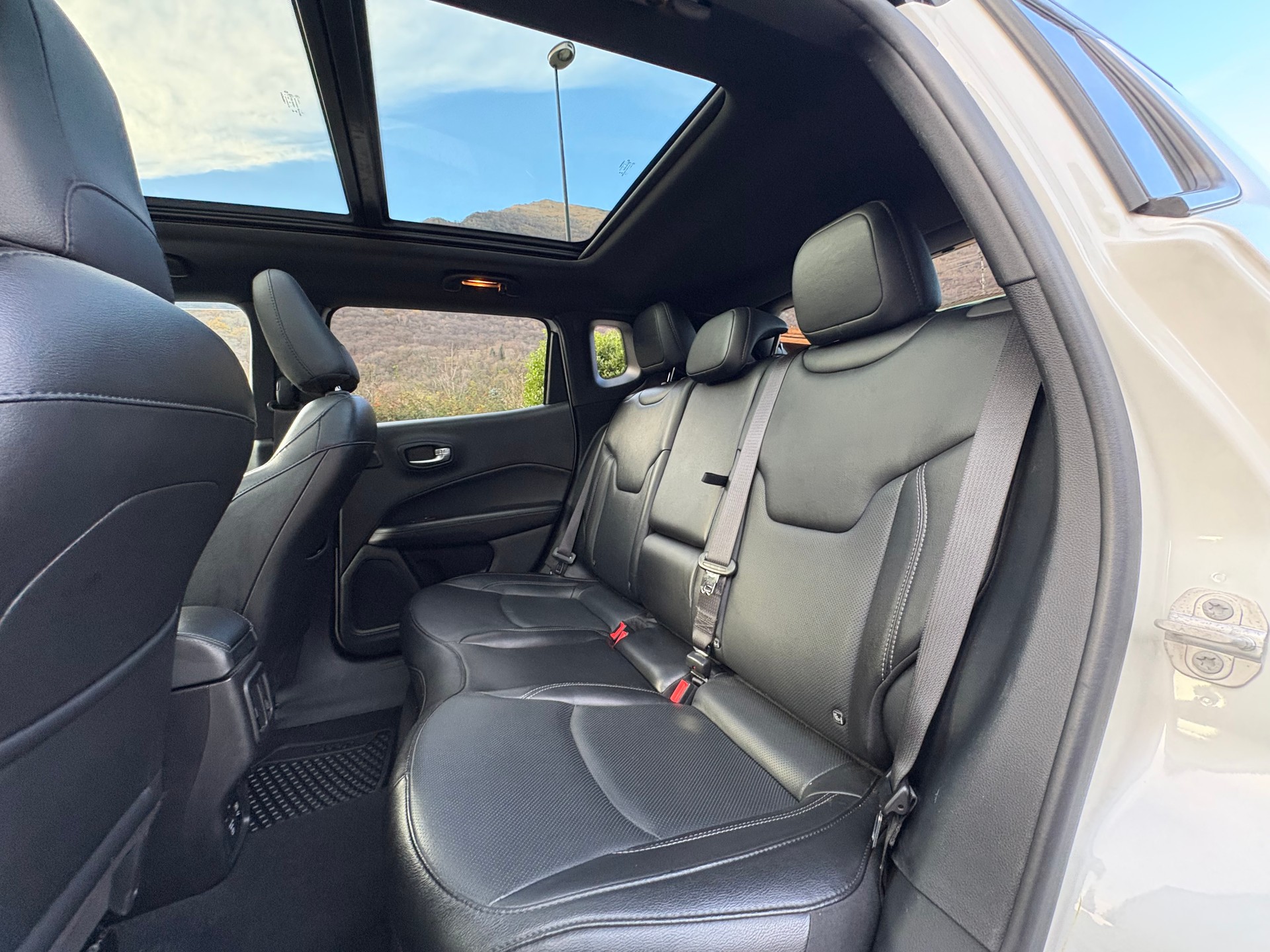 JEEP Compass 1.4 Turbo S Sport Edition AWD 9ATX-image-9