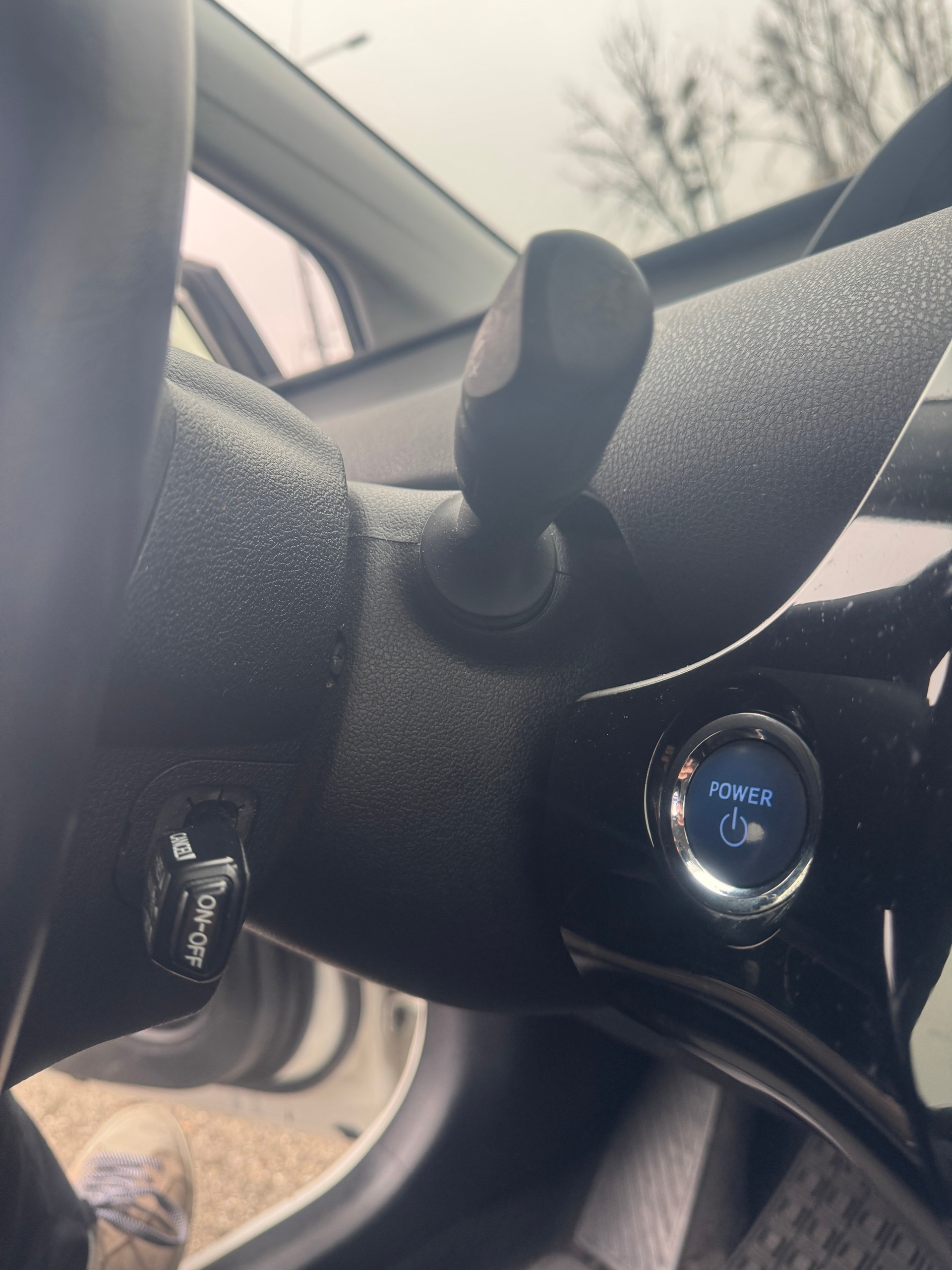 TOYOTA Prius 1.8 VVT-i Plug-in Hybrid Premium-image-13