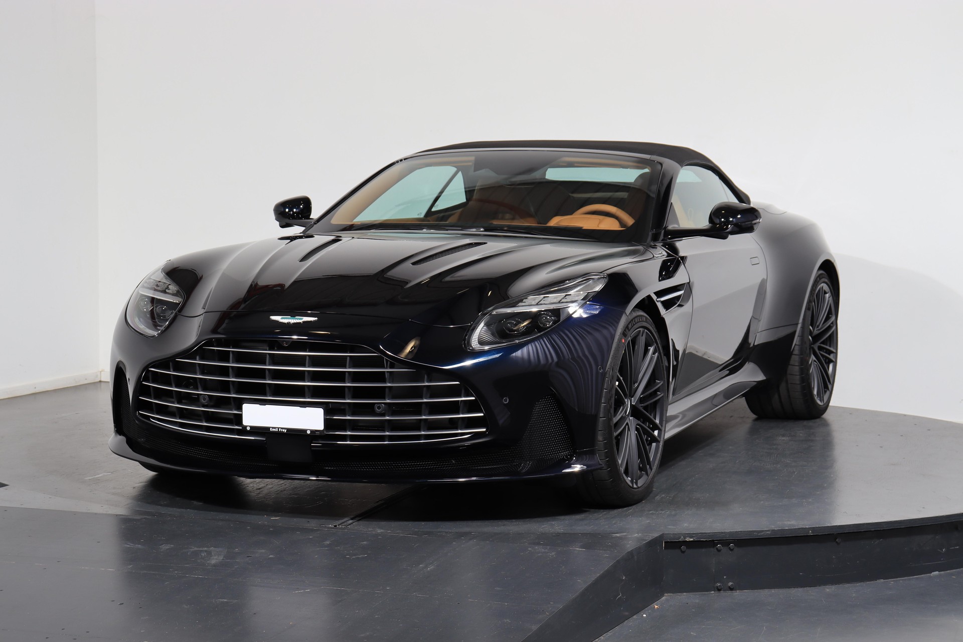 ASTON MARTIN DB12 Volante 4.0 V8 Bi-Turbo