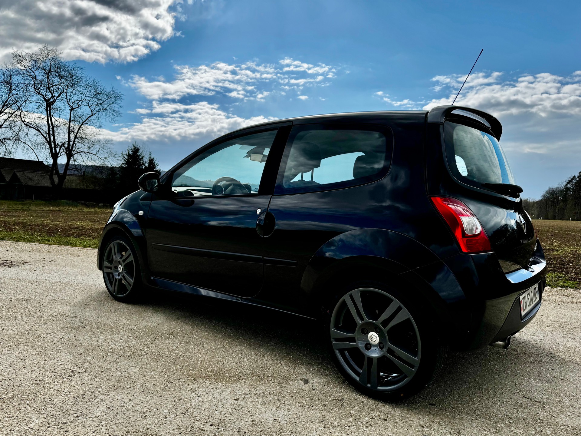 RENAULT Twingo 1.6 16V RS (Sport)-image-2