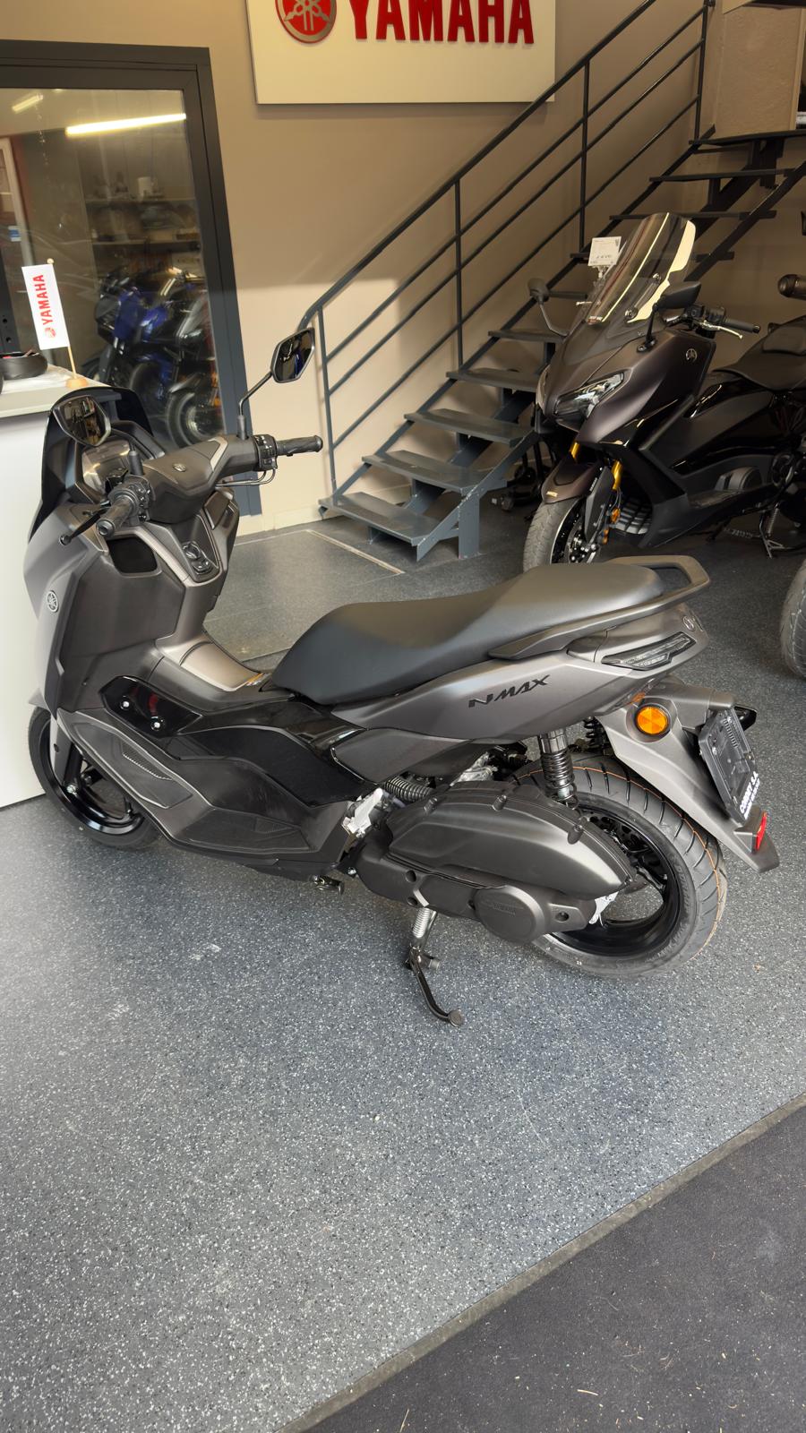YAMAHA N-Max GPD 125-image-2