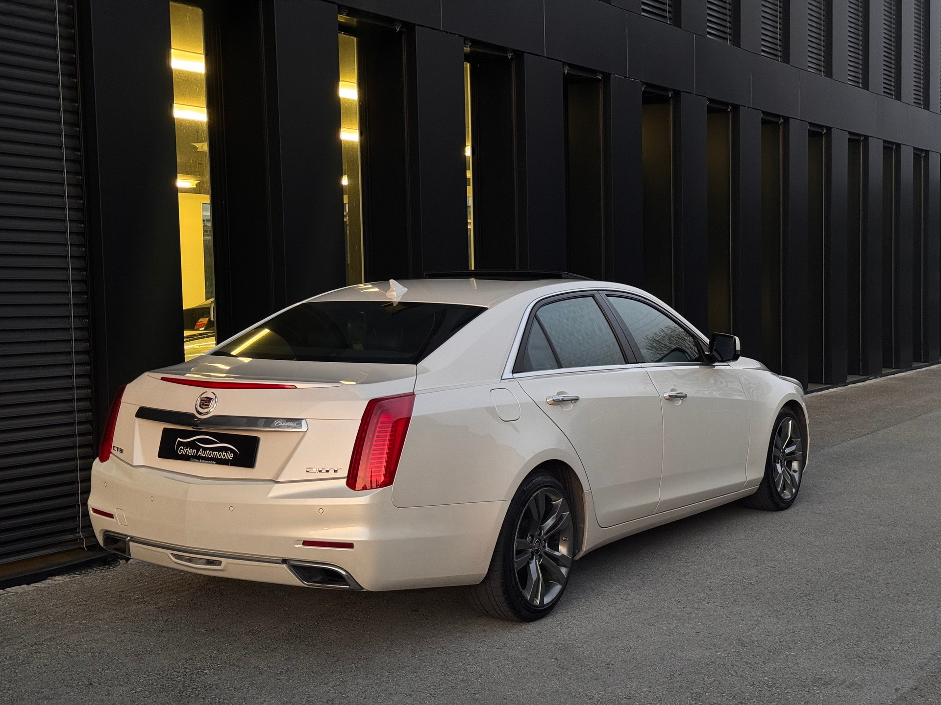 CADILLAC CTS Sedan 2.0 Turbo Premium Automatic-image-10