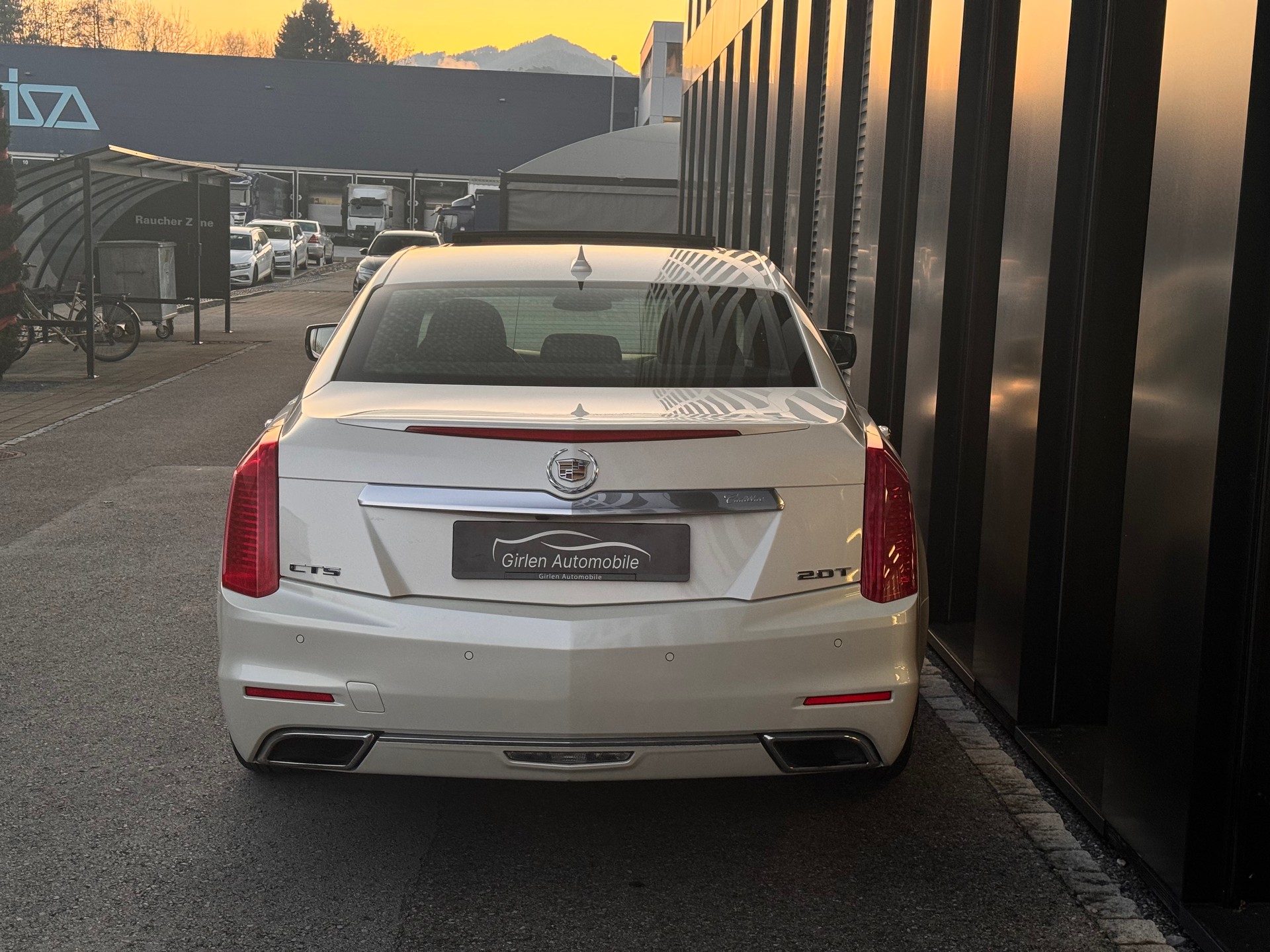 CADILLAC CTS Sedan 2.0 Turbo Premium Automatic-image-5