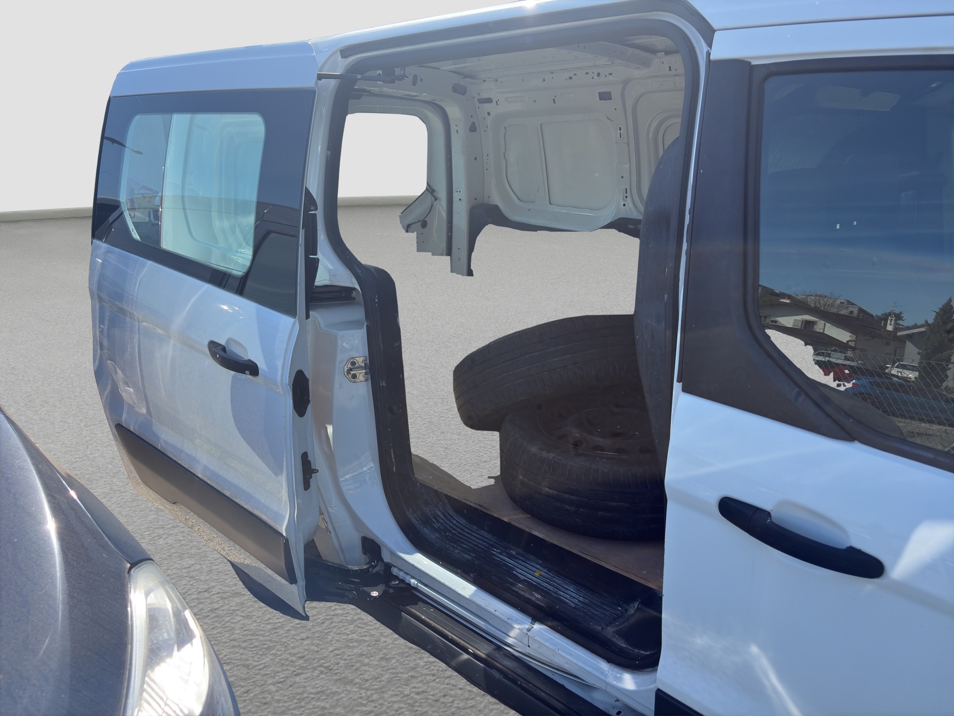 FORD Transit Connect Van T210 1.0 EcoBoost Trend-image-13