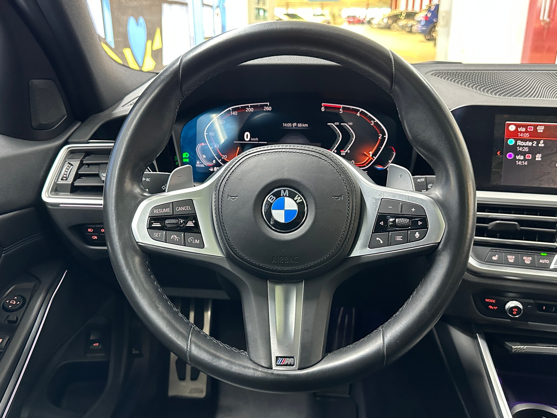 BMW 320d xDrive 48V Touring M Sport Steptronic-image-10