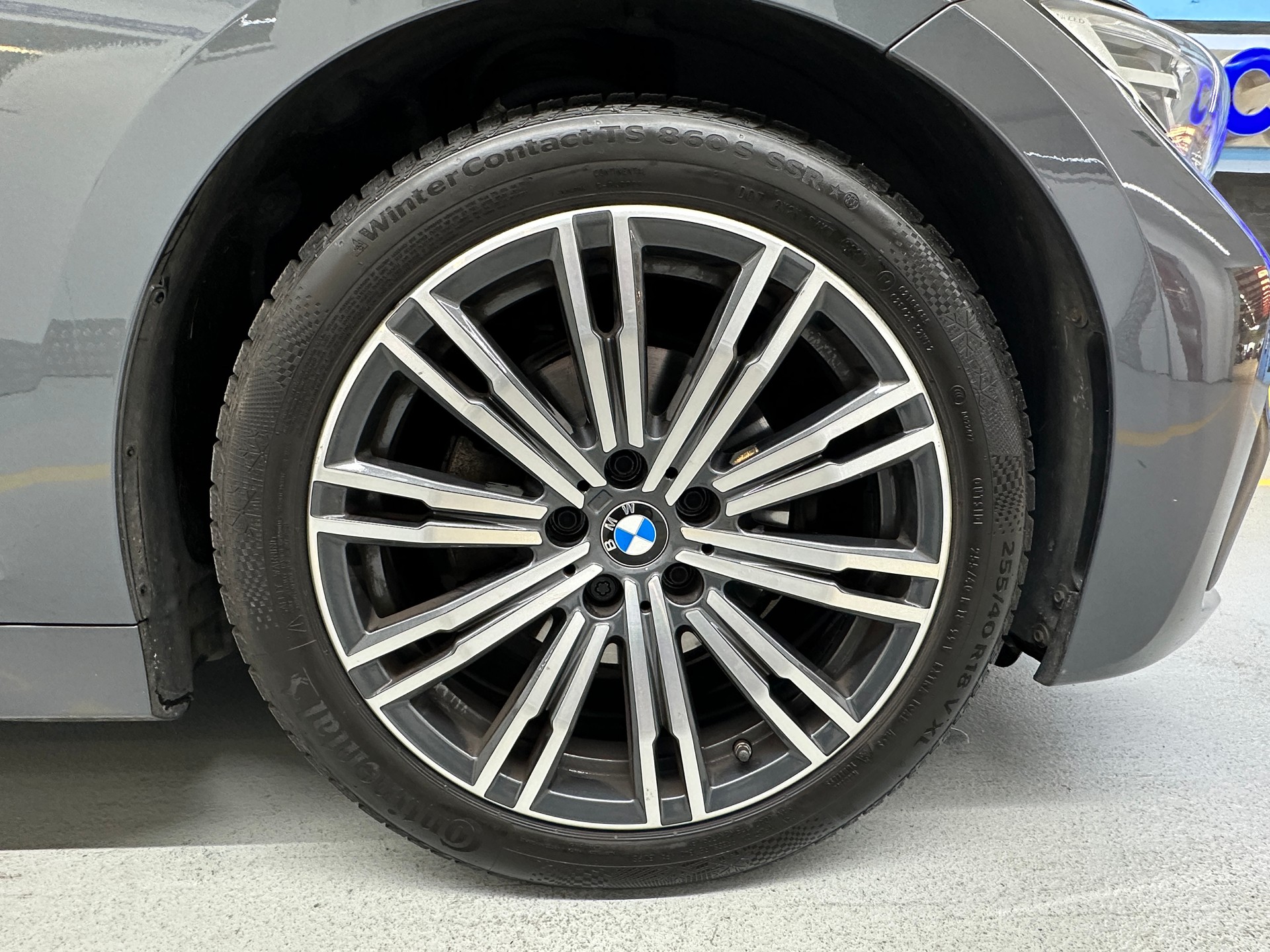 BMW 320d xDrive 48V Touring M Sport Steptronic-image-6