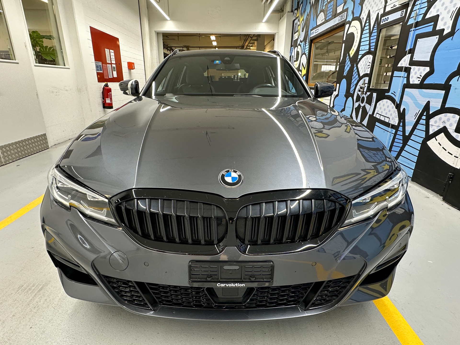 BMW 320d xDrive 48V Touring M Sport Steptronic-showroom-element-1