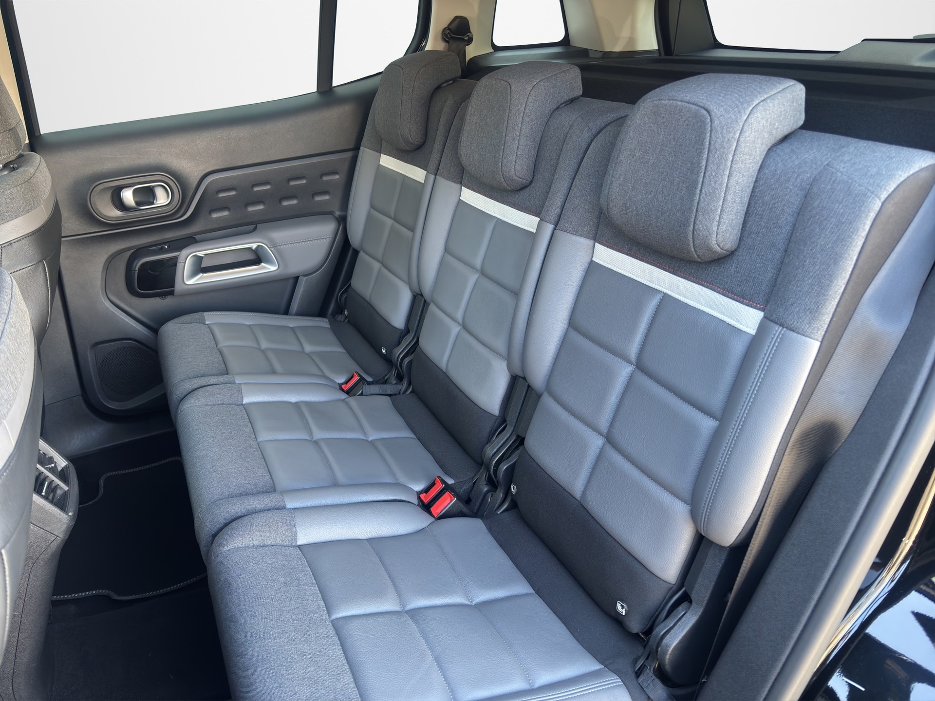 CITROEN C5 Aircross 1.6 Plug-in Hybrid Feel Pack-image-7