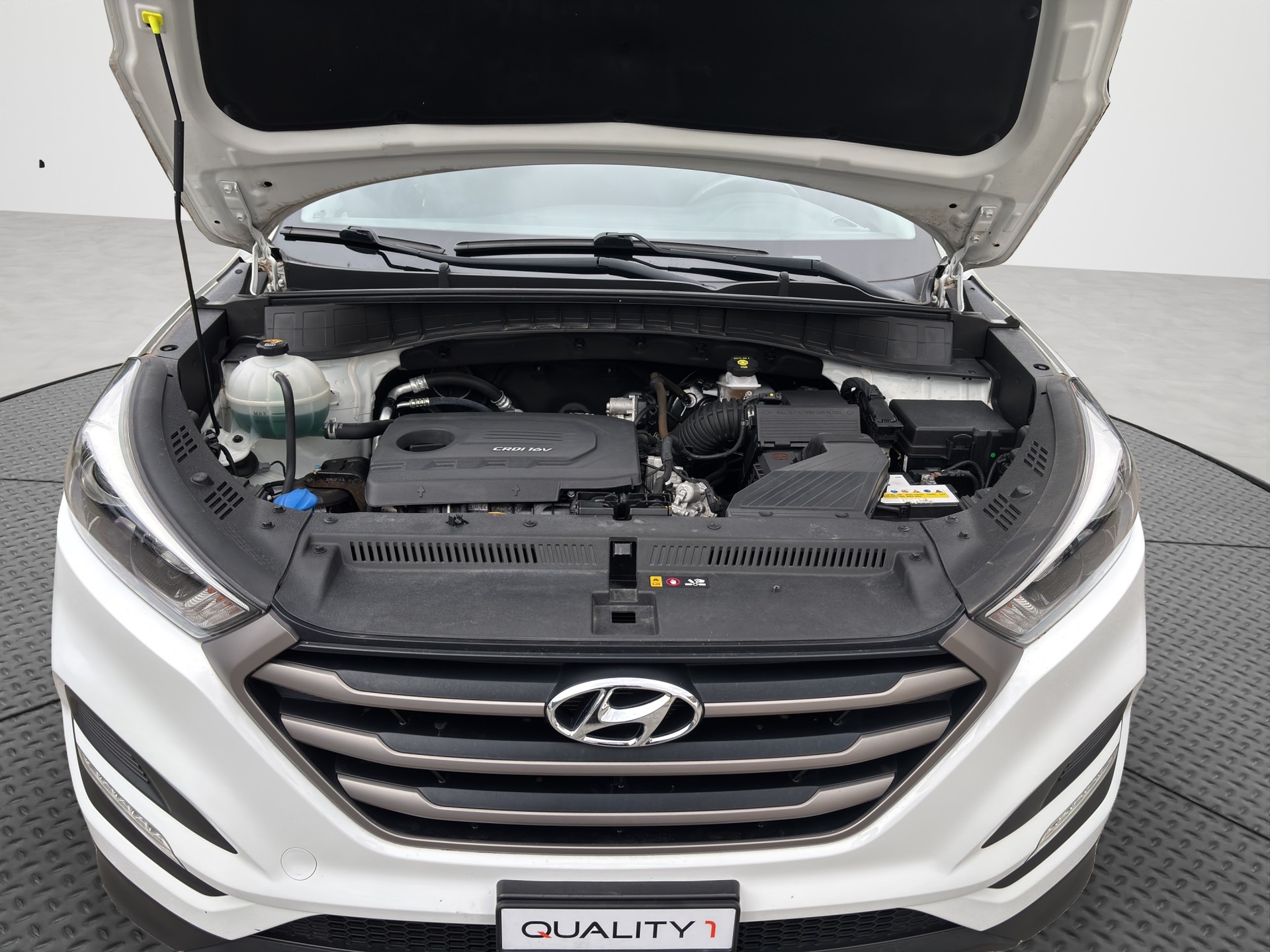 HYUNDAI Tucson 1.7 CRDI Origo 2WD-image-15