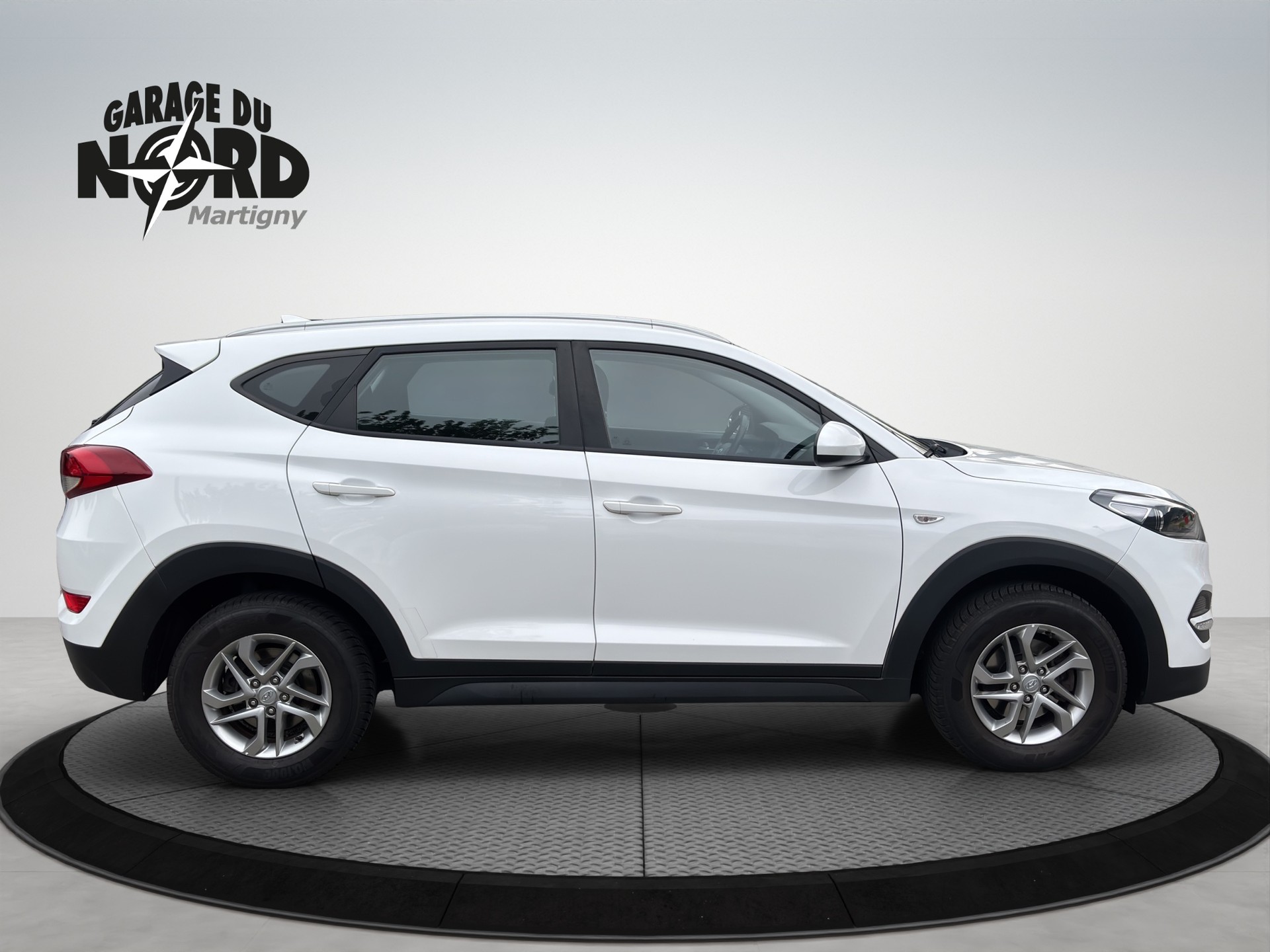 HYUNDAI Tucson 1.7 CRDI Origo 2WD-image-6