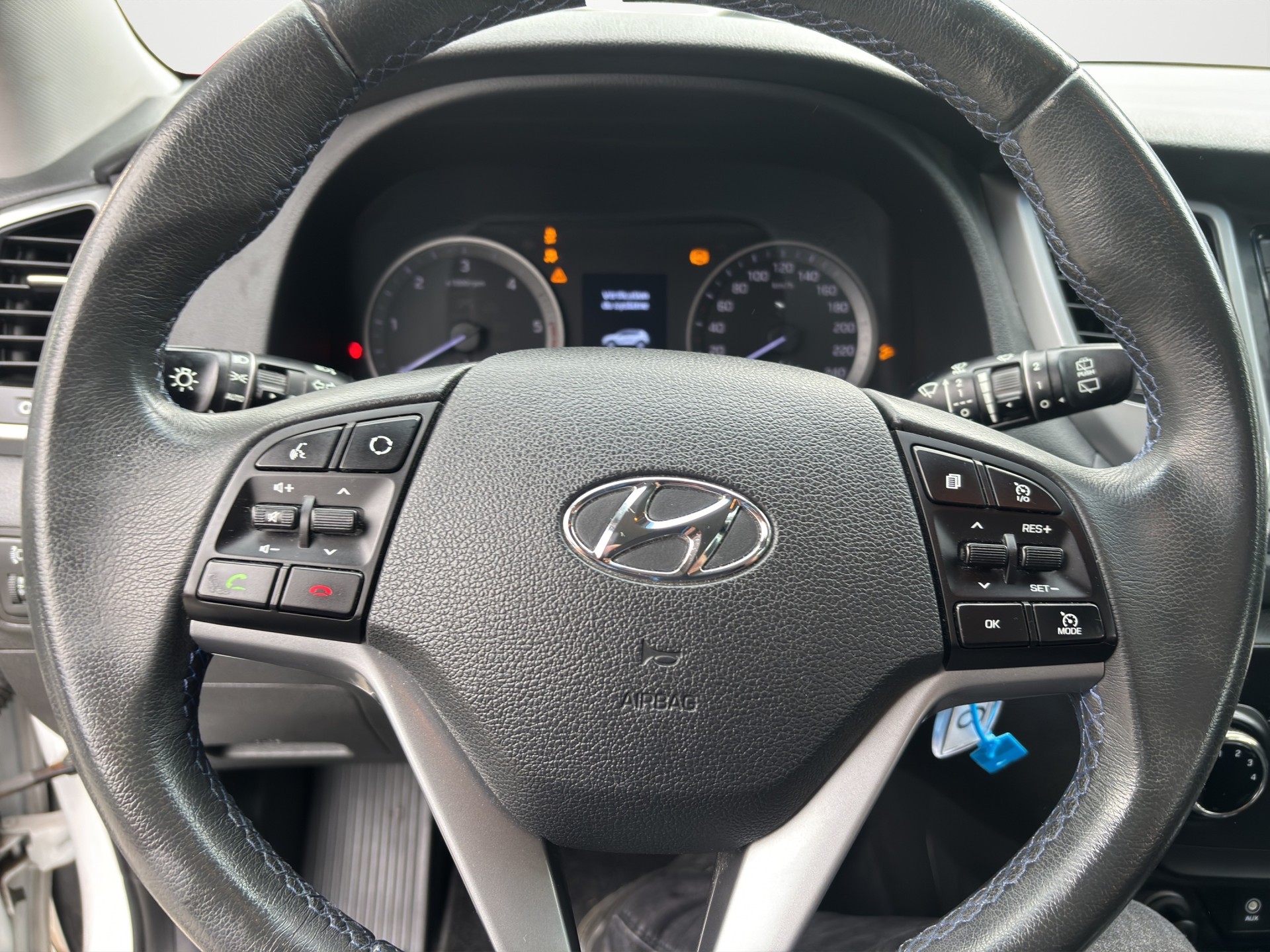 HYUNDAI Tucson 1.7 CRDI Origo 2WD-image-9