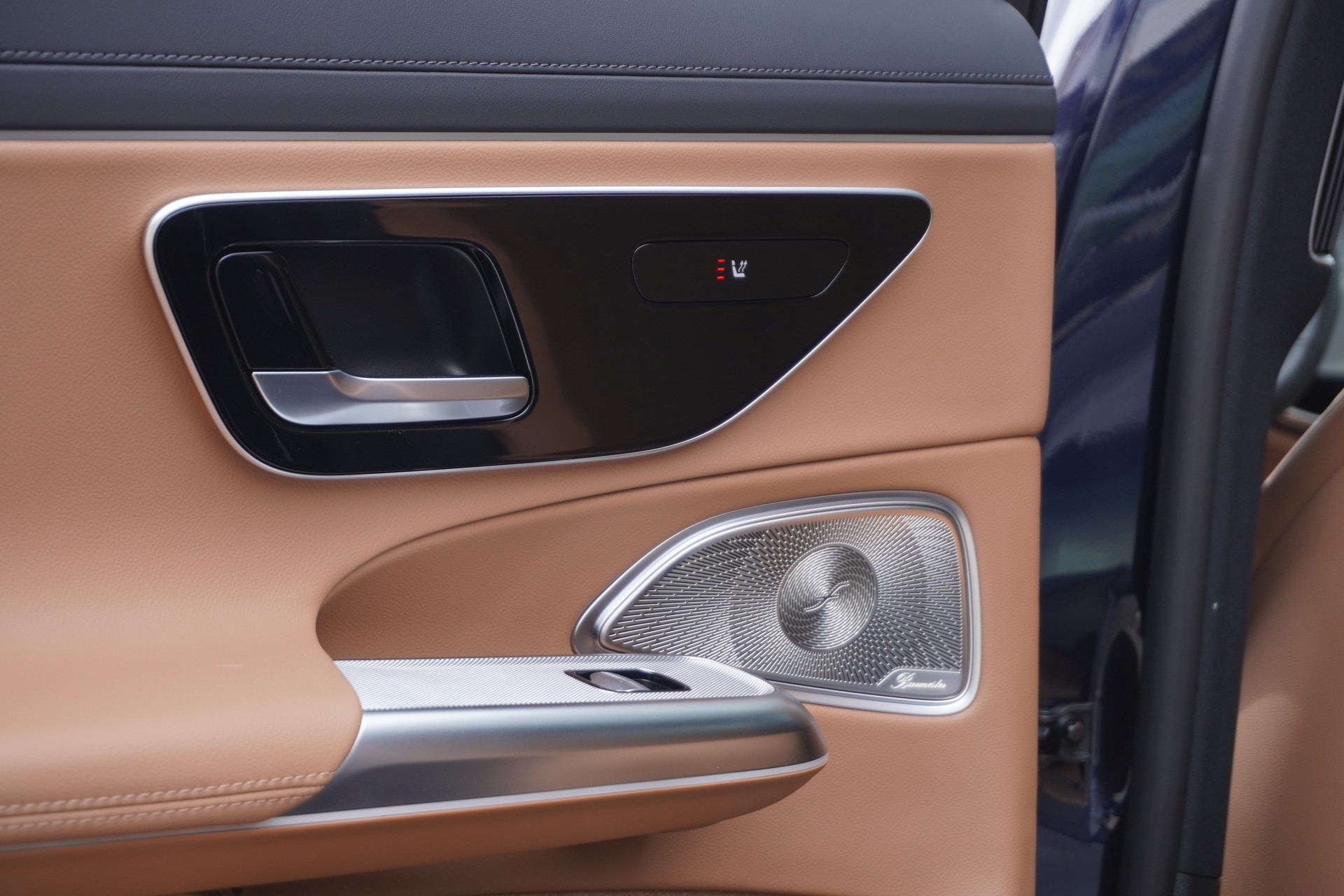 MERCEDES-BENZ E 450 9G-Tronic 4Matic AMG-LINE-image-16