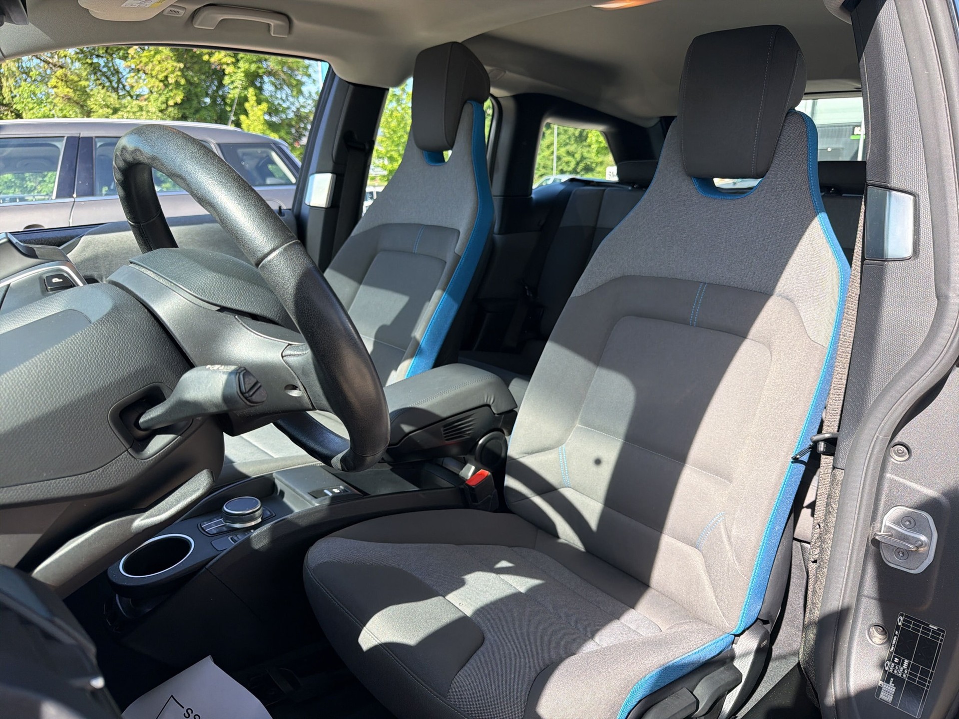 BMW i3 (120Ah)-image-9