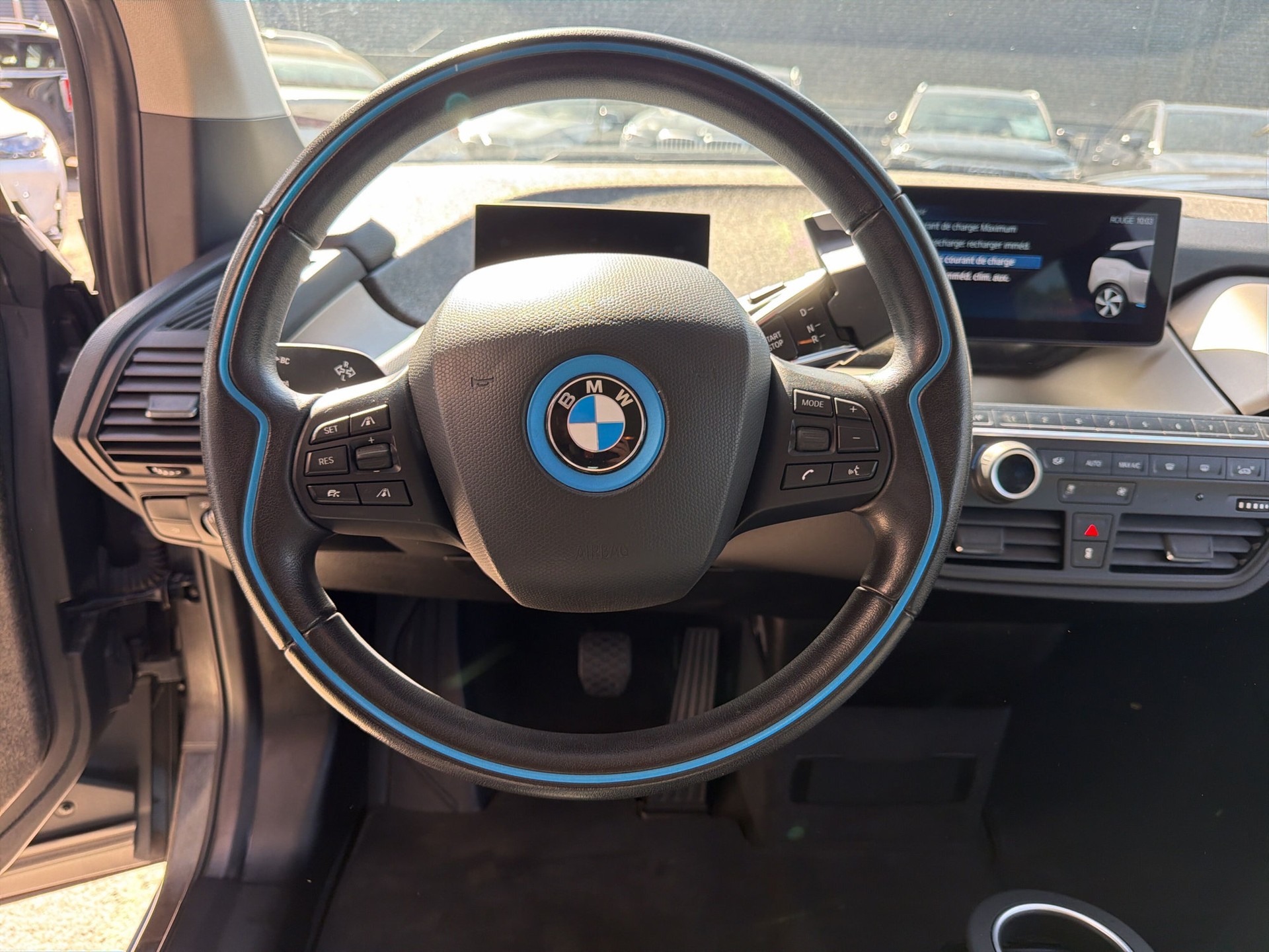 BMW i3 (120Ah)-image-11
