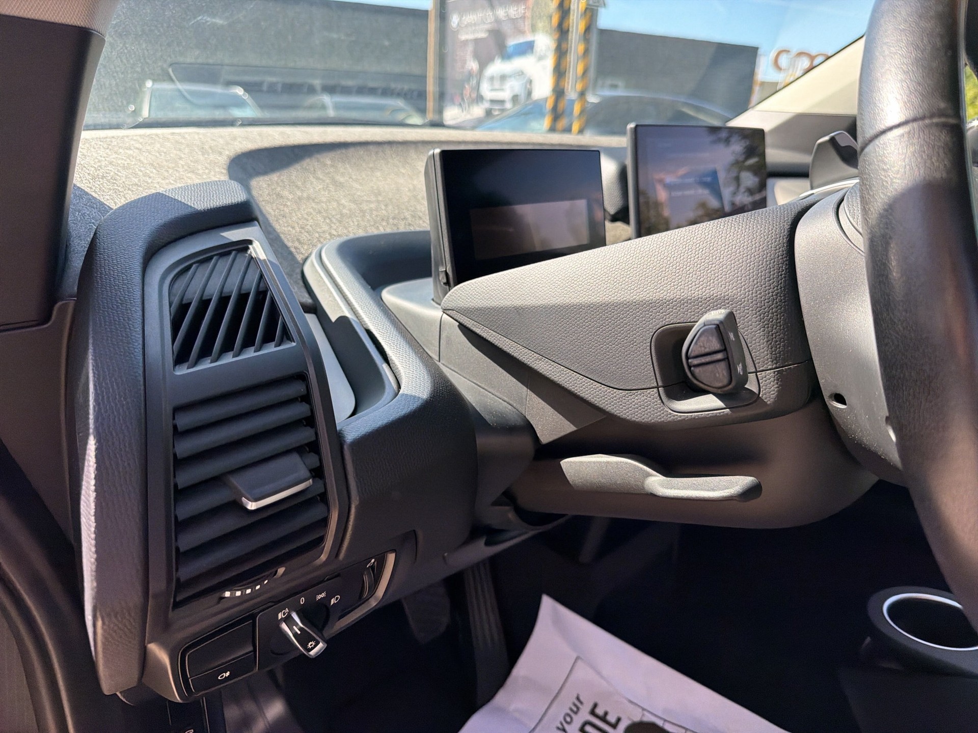 BMW i3 (120Ah)-image-19