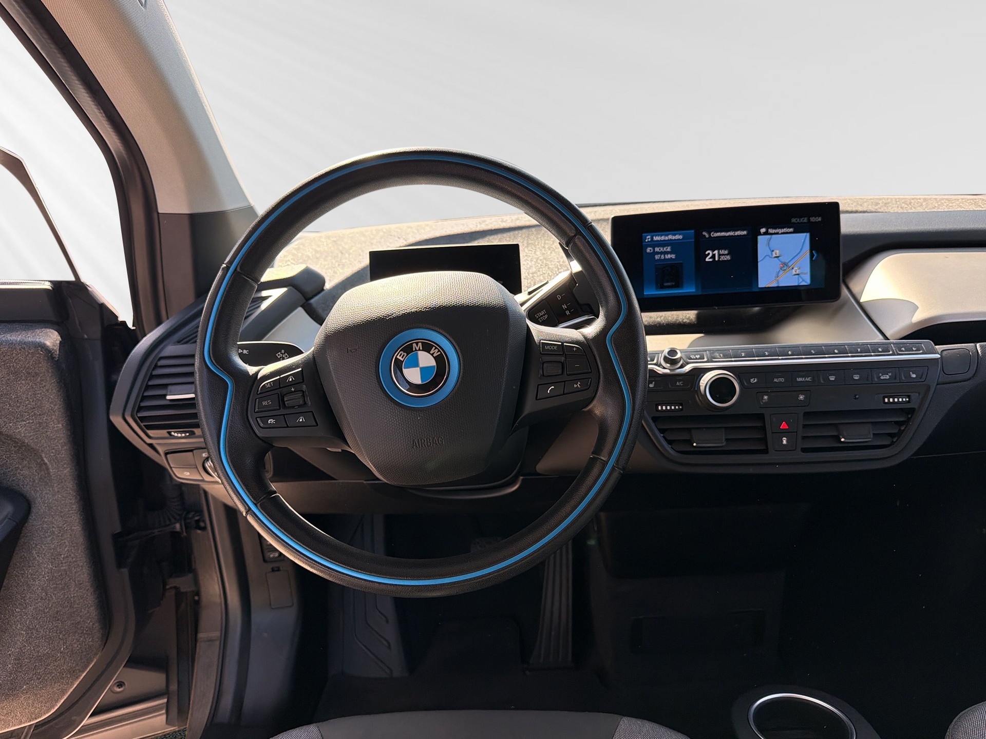 BMW i3 (120Ah)-image-4