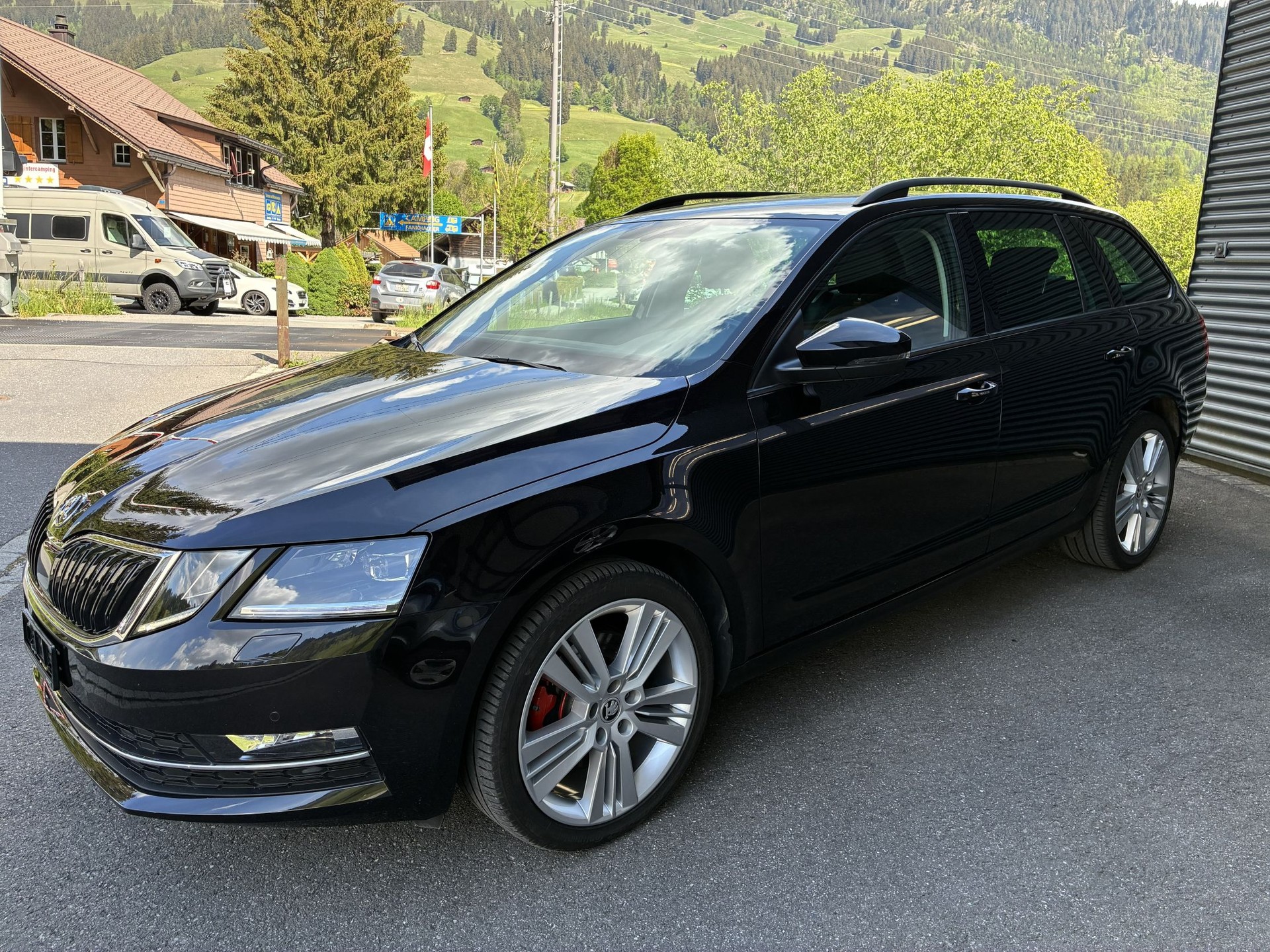 SKODA Octavia Combi 2.0 TSI Style 4x4 DSG-image-1