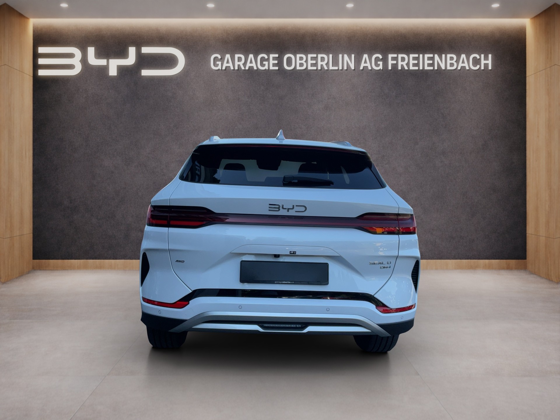 BYD Seal U DM-i Design AWD-showroom-element-3
