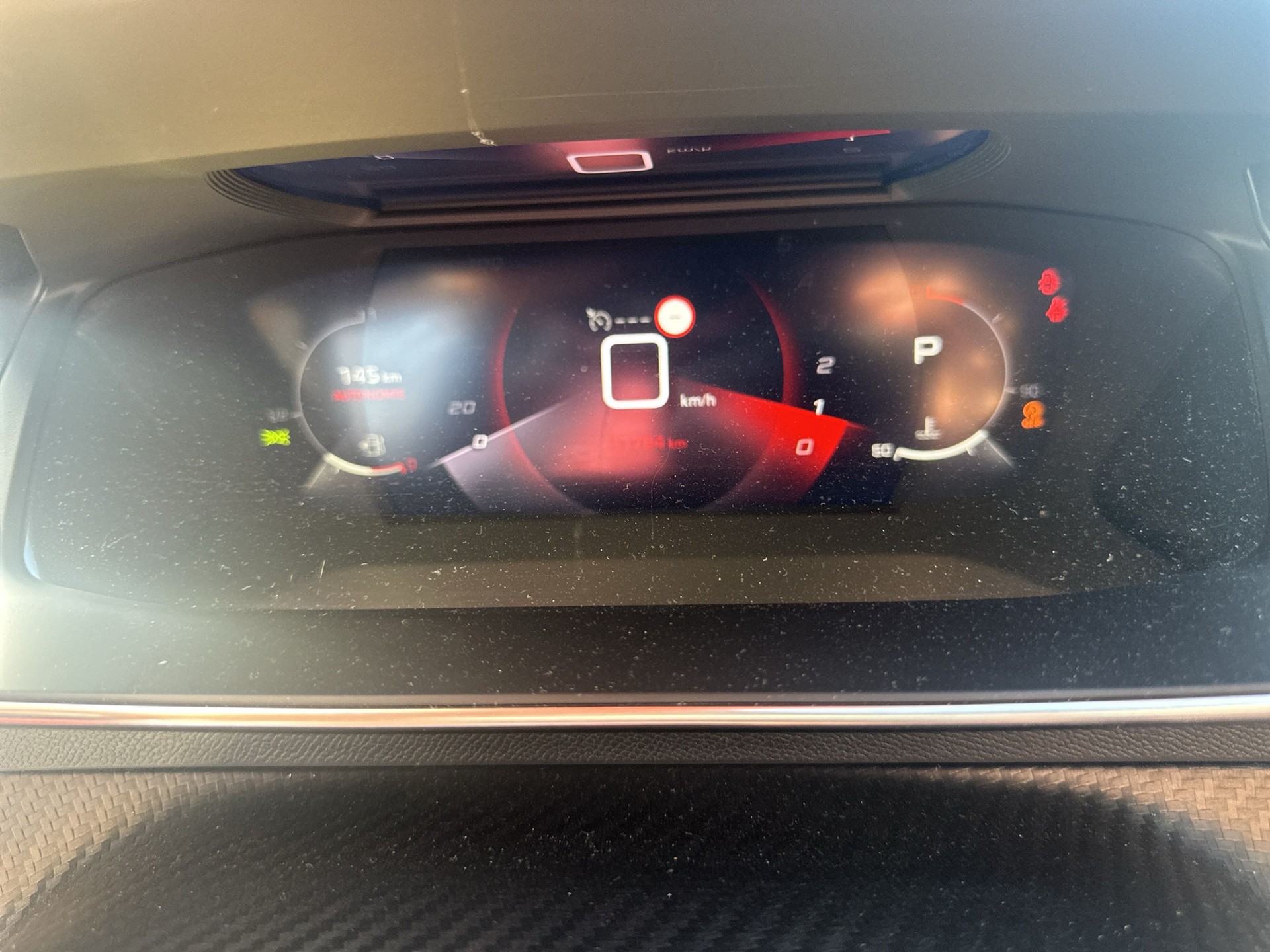 PEUGEOT 2008 1.2 PureTech GT EAT8-image-13