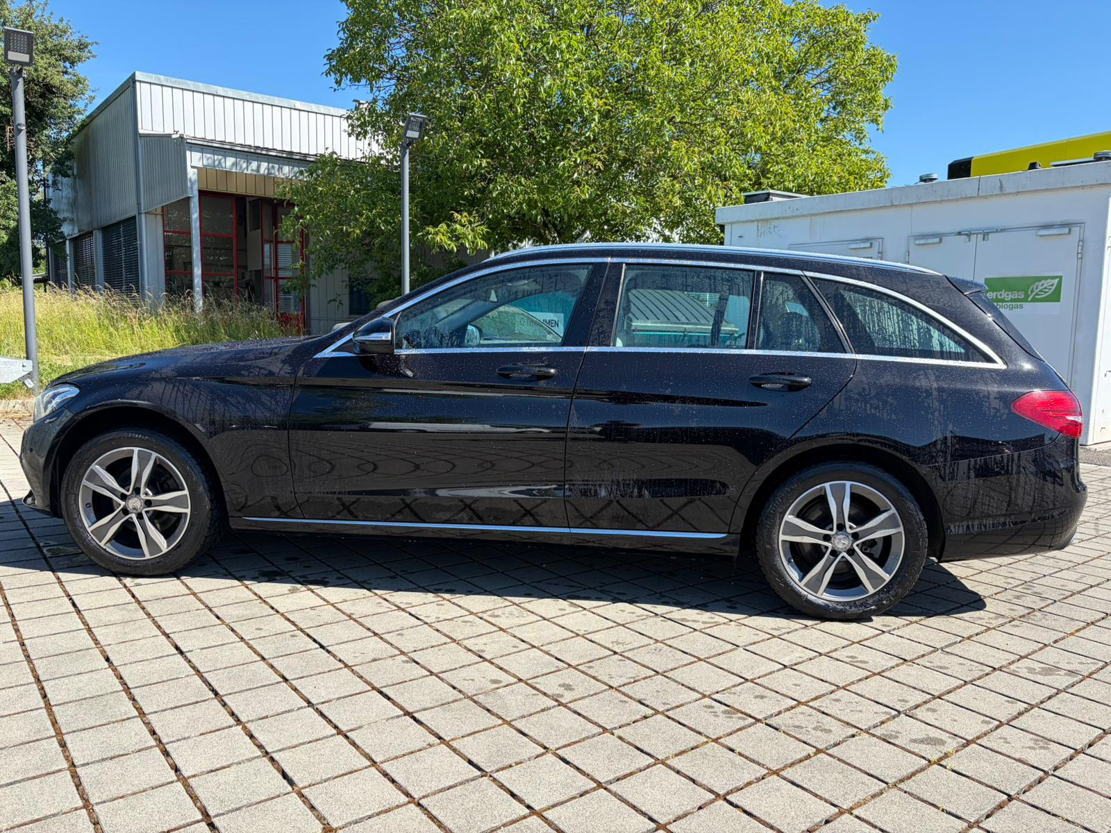 MERCEDES-BENZ C 220 BlueTEC Avantgarde 7G-Tronic-image-2