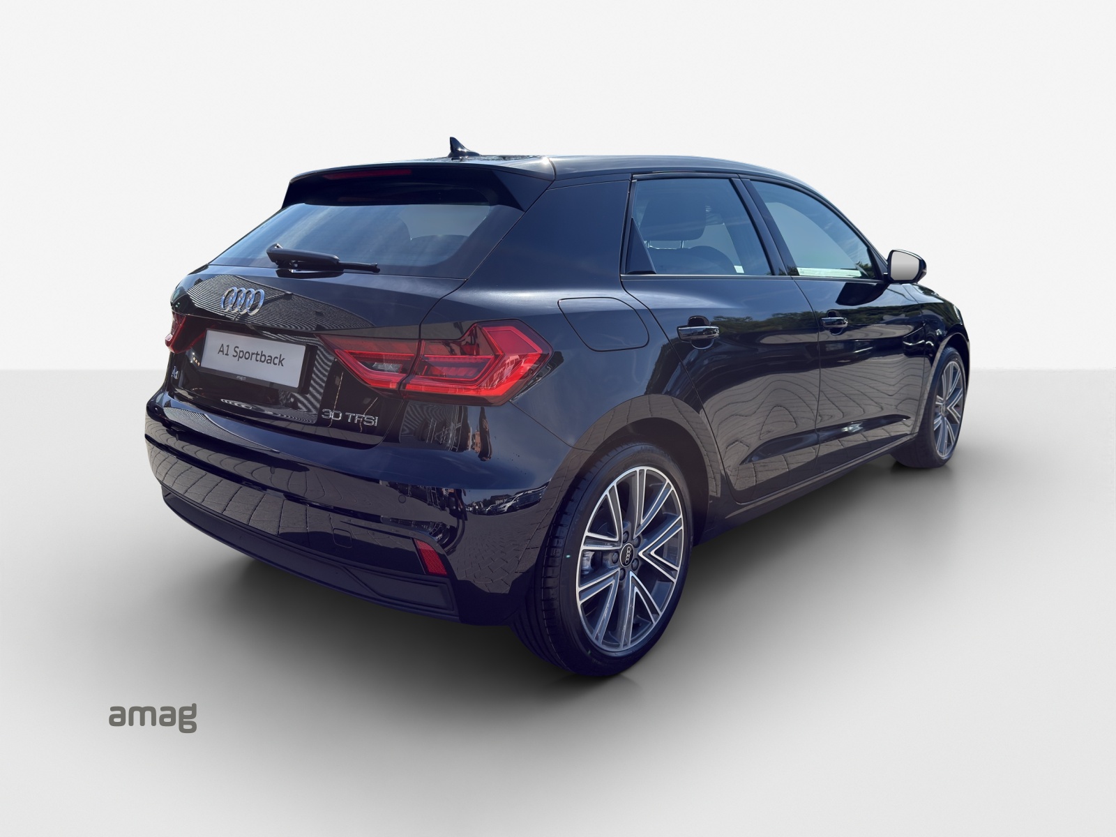 AUDI A1 Sportback 30 TFSI Attraction S-tronic-image-4