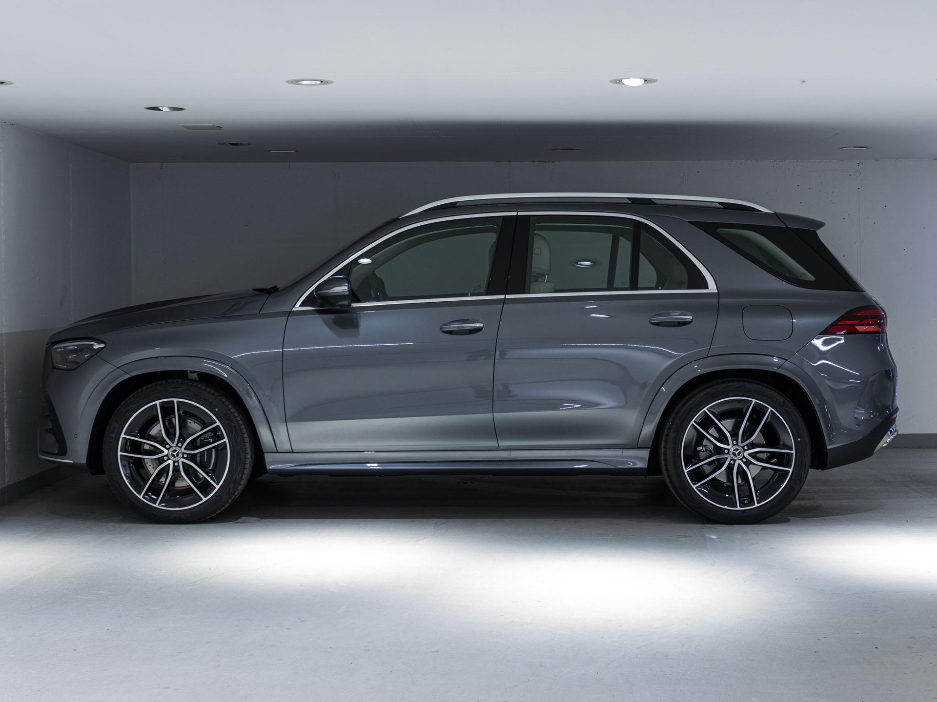 MERCEDES-BENZ GLE 400 e 4MATIC "EQ Star"-image-4