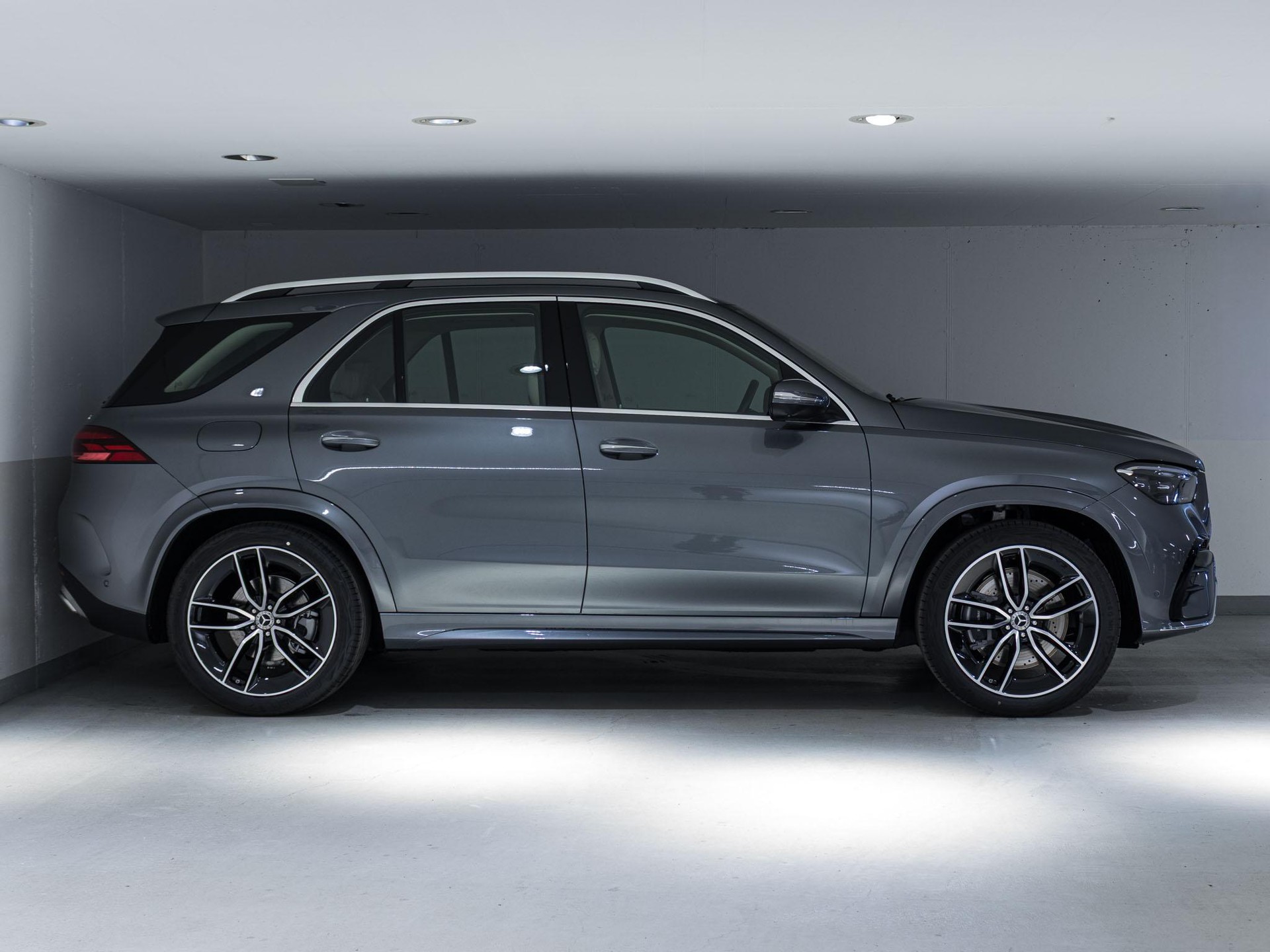 MERCEDES-BENZ GLE 400 e 4MATIC "EQ Star"-image-1
