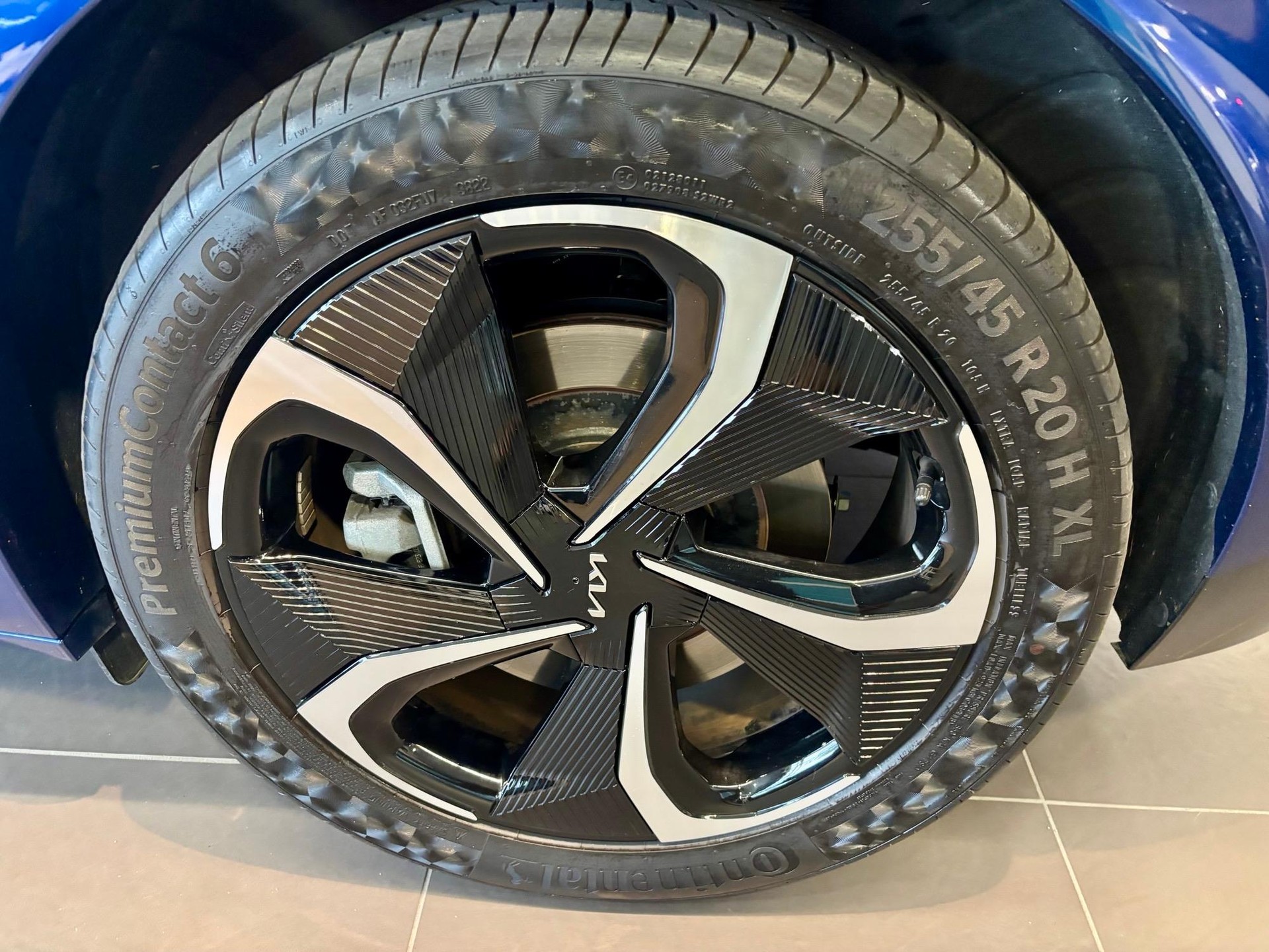 KIA EV6 77 kWh GT-Line 4x4-image-17