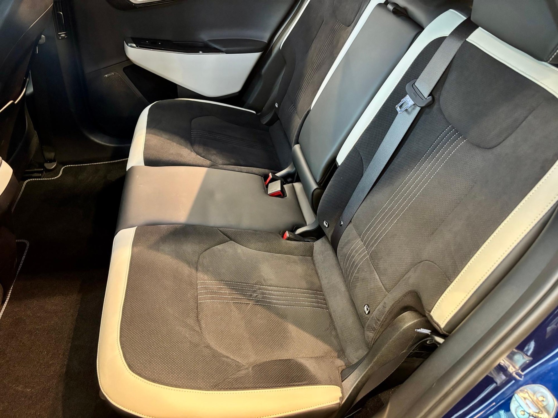 KIA EV6 77 kWh GT-Line 4x4-image-8