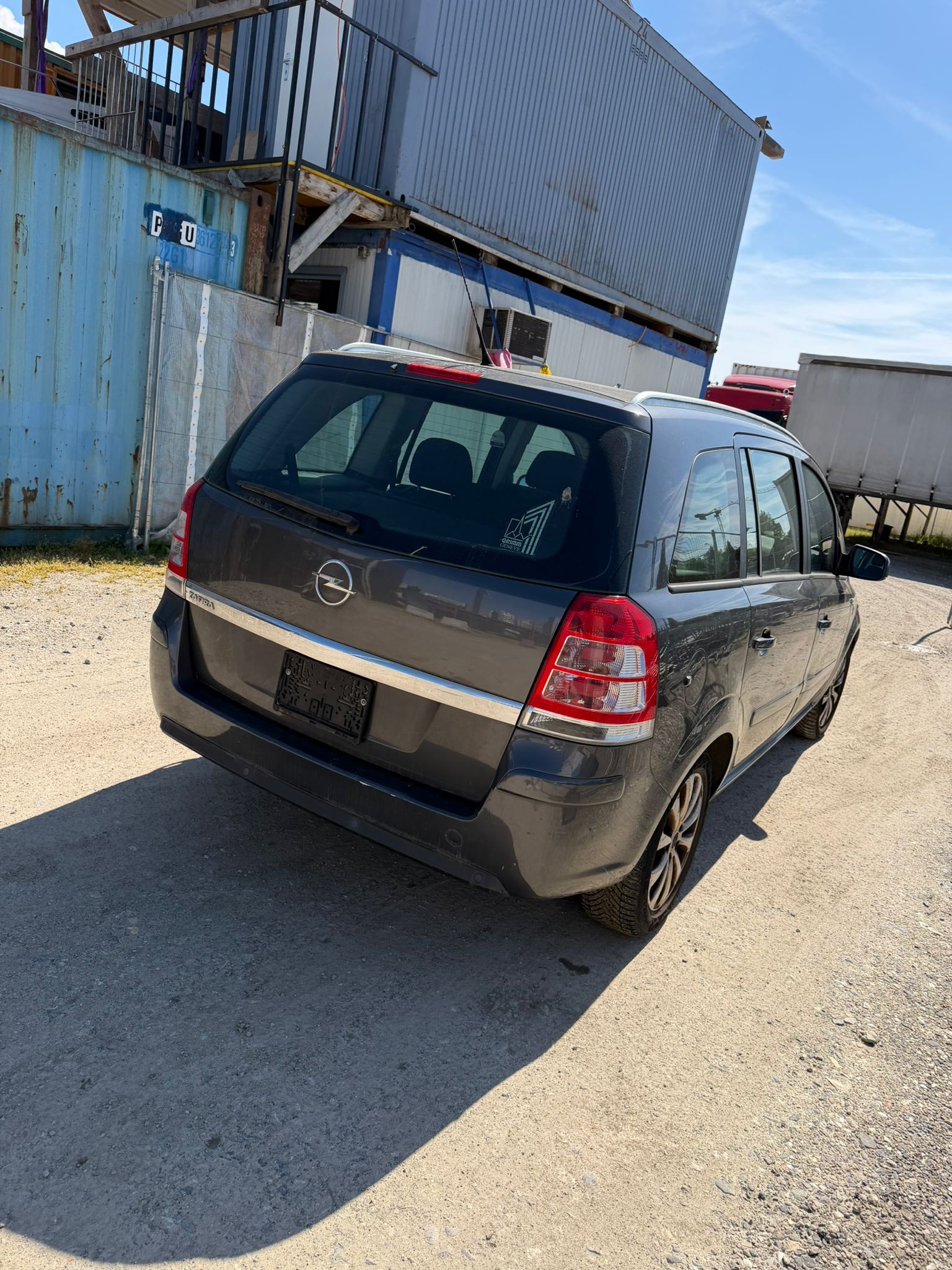 OPEL Zafira 1.8i 16V Edition-image-9